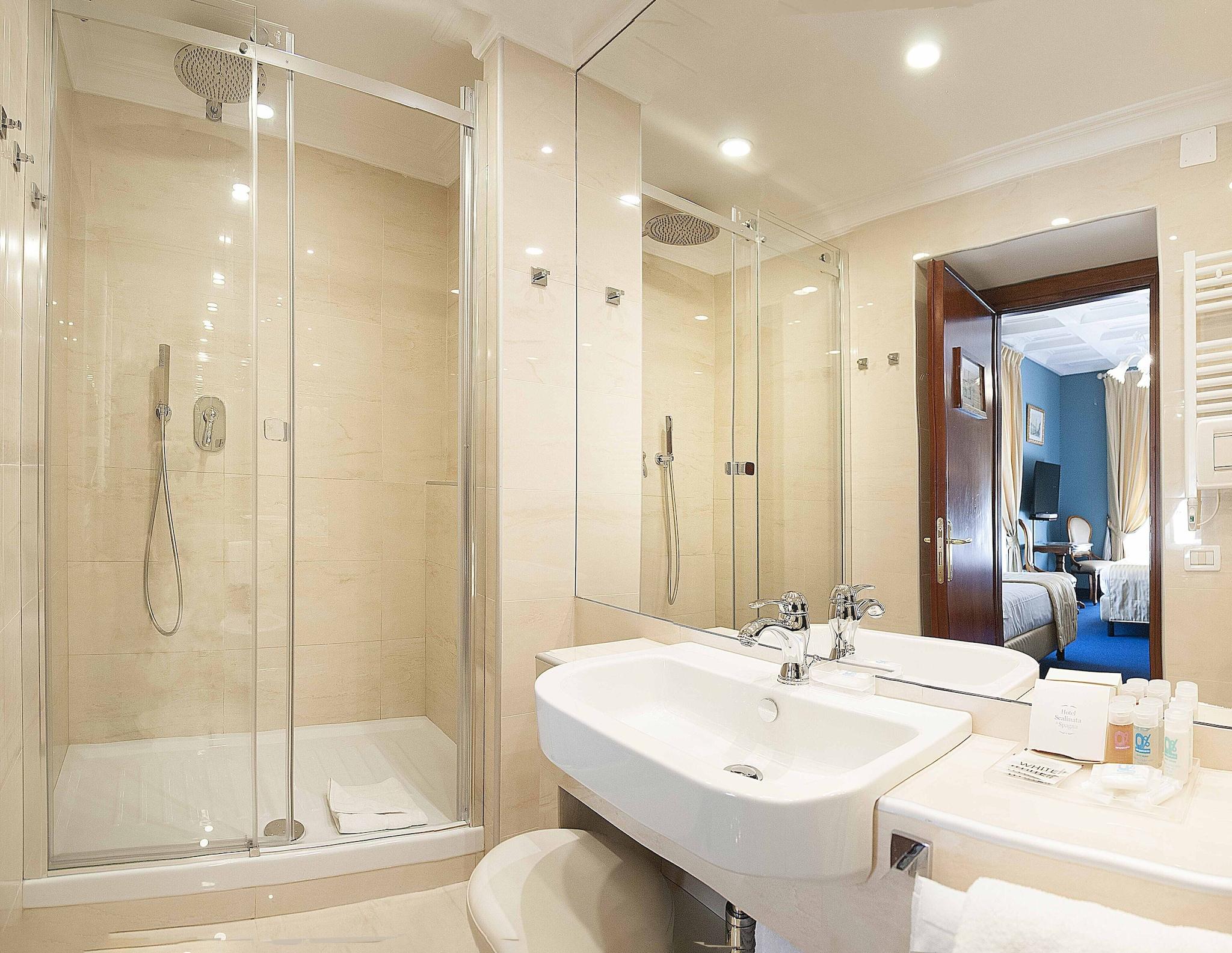 Apartment Three Beds