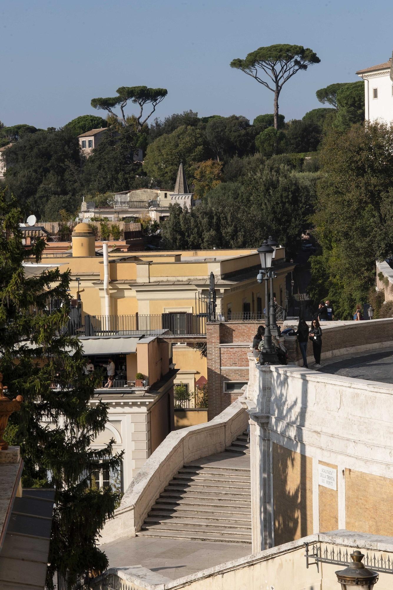 Room Connecting Room