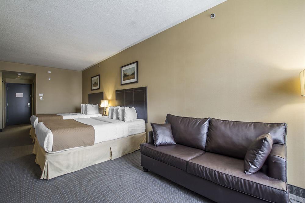 Quadruple Two Queen Beds Non Smoking