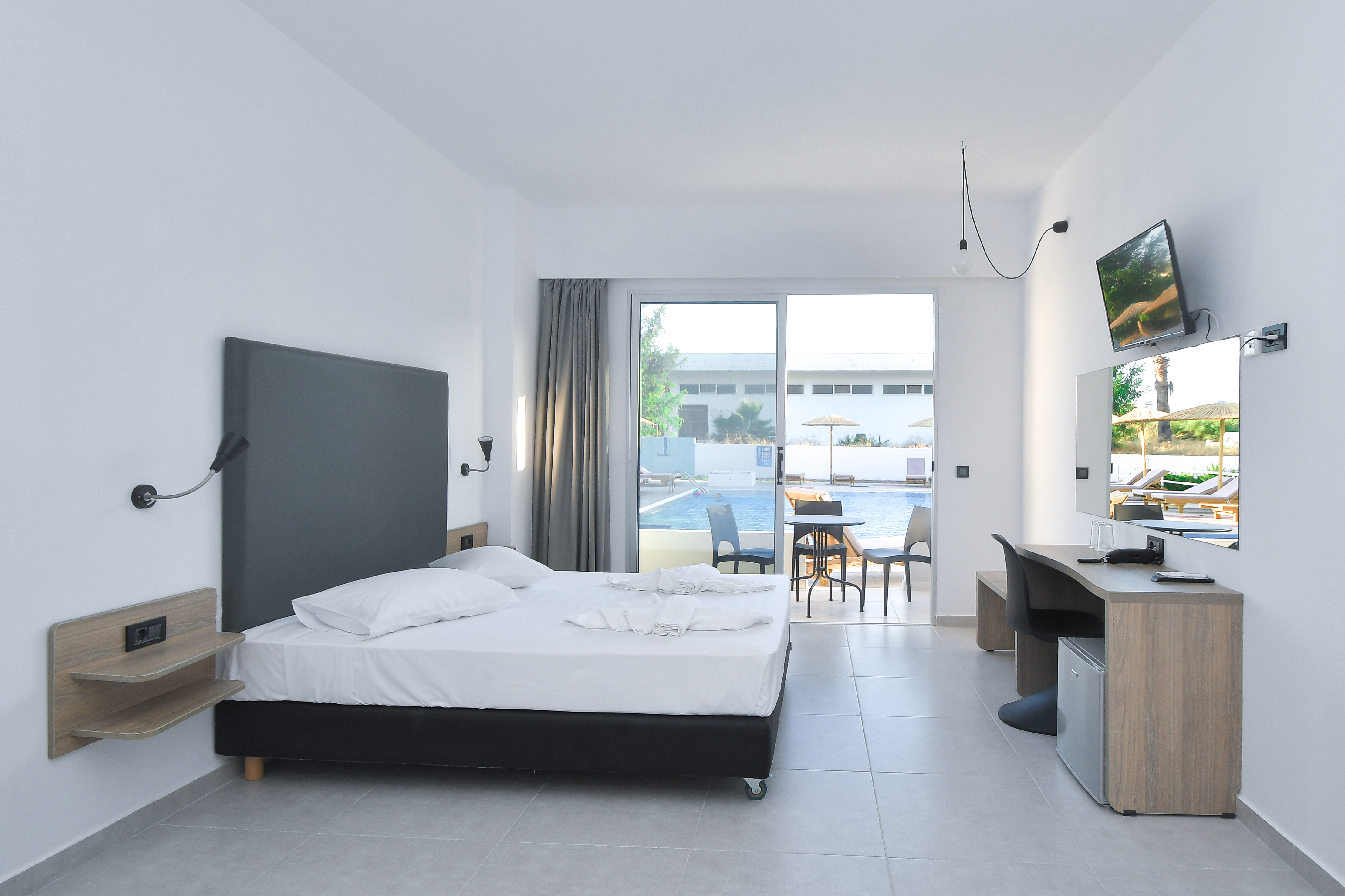 Double or Twin Standard