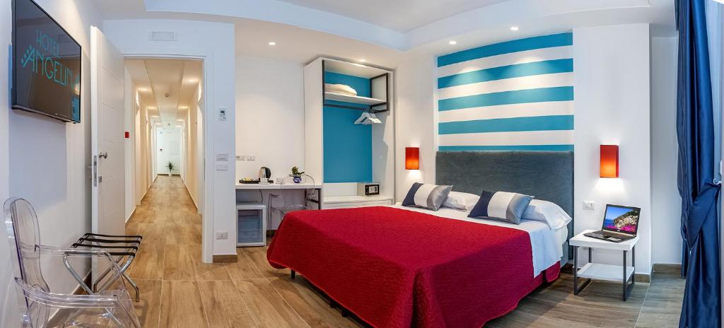 Family Room Standard