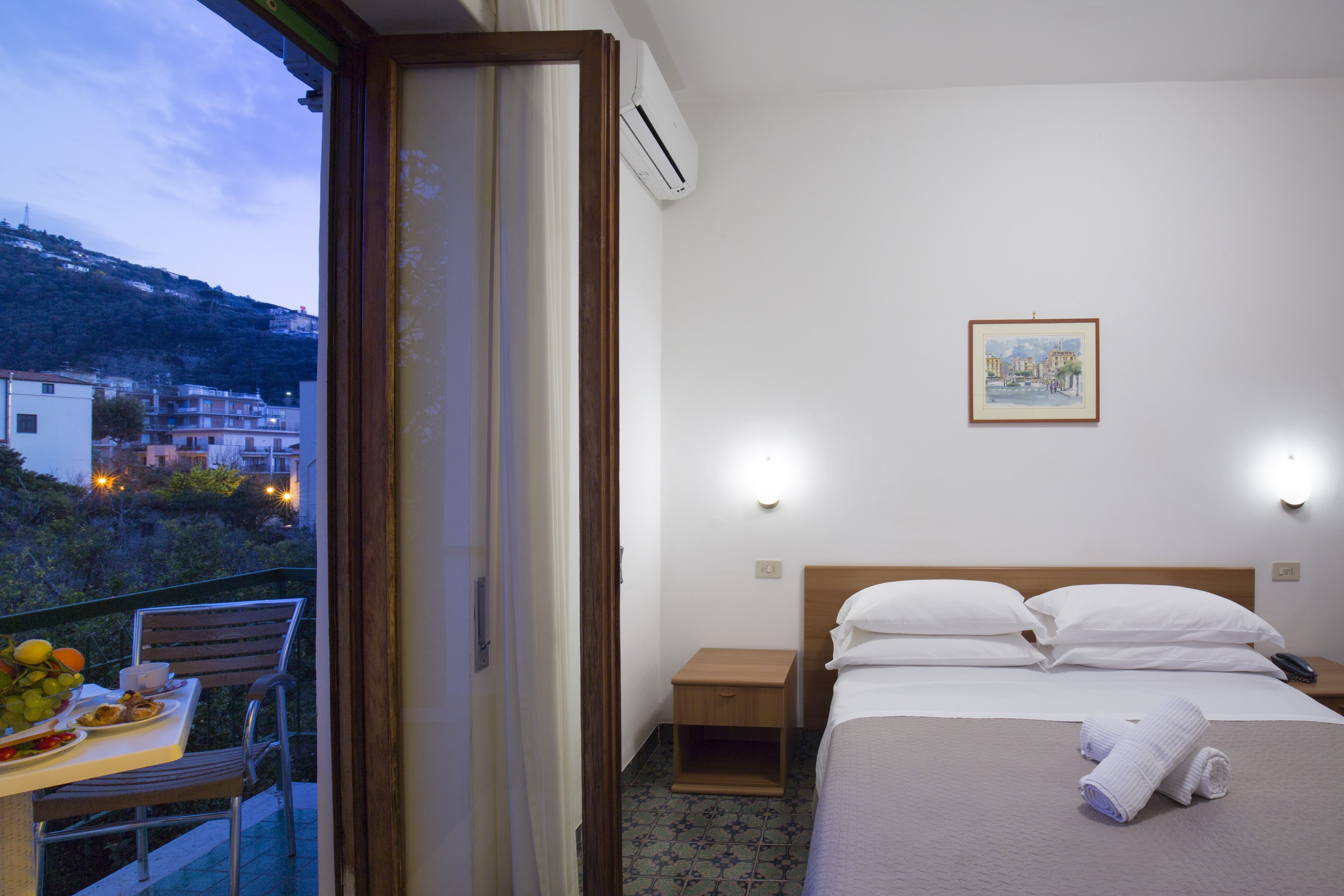 Double or Twin Standard