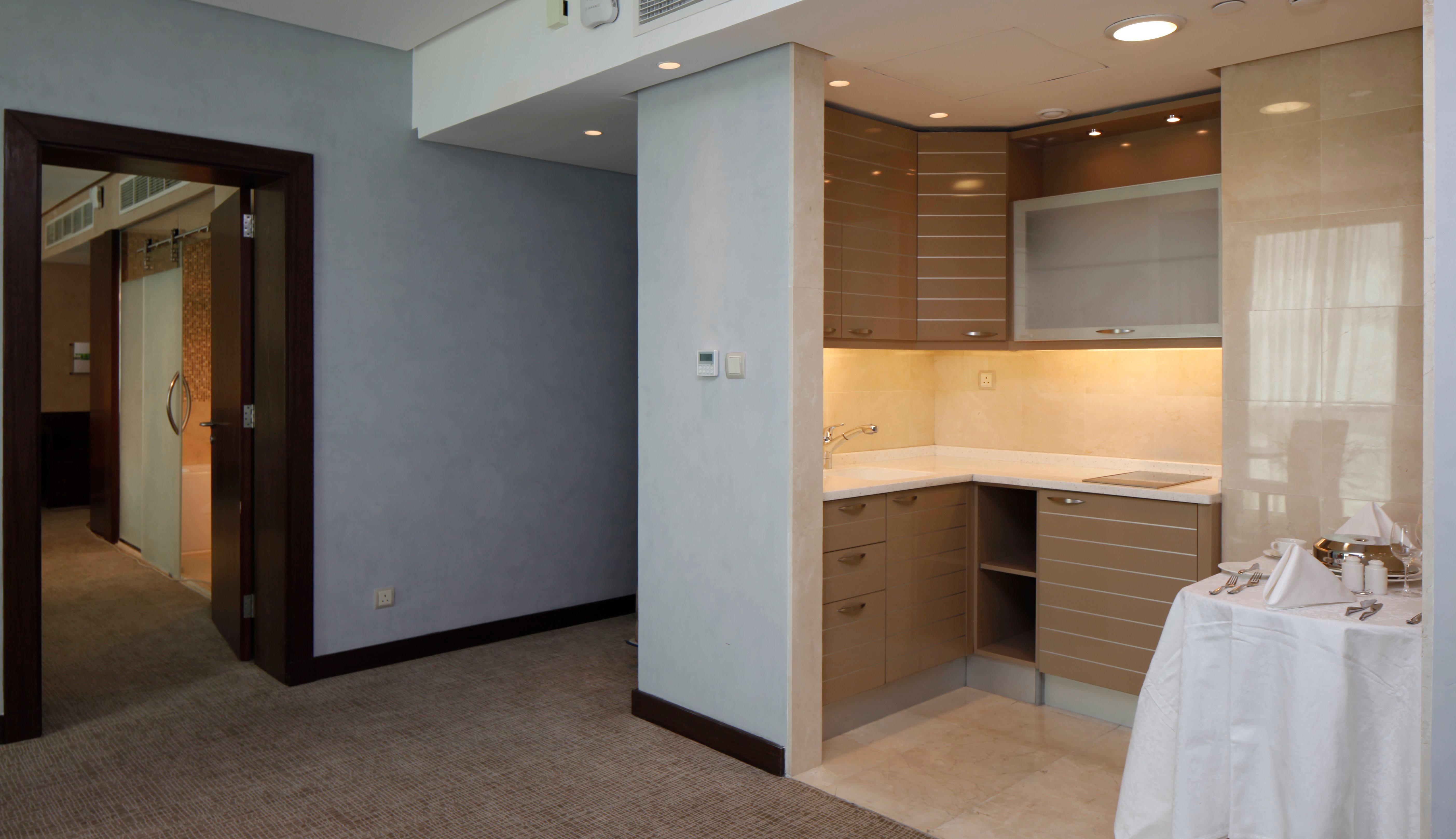 Suite King Bed Smoking