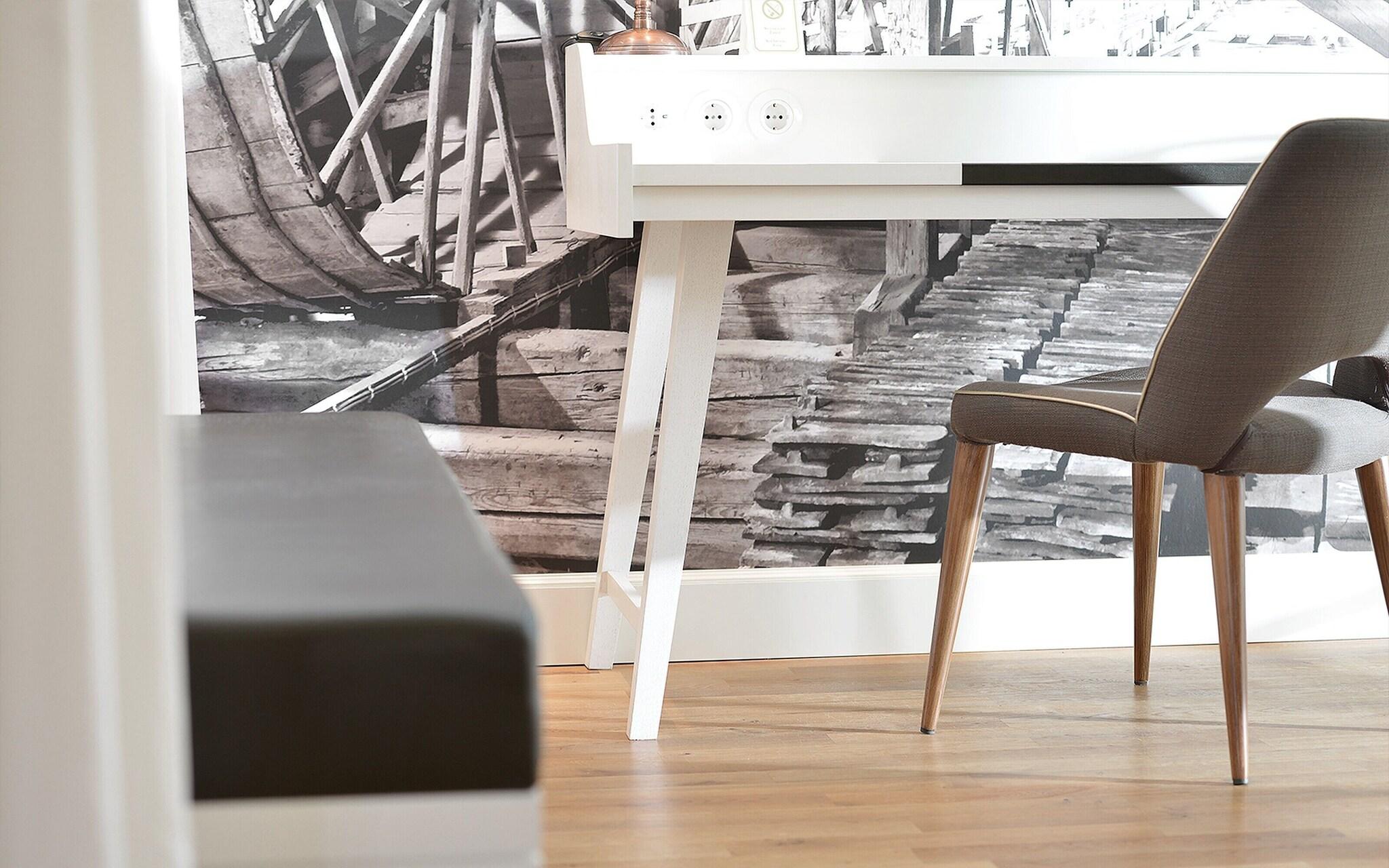 Double Queen Size Bed