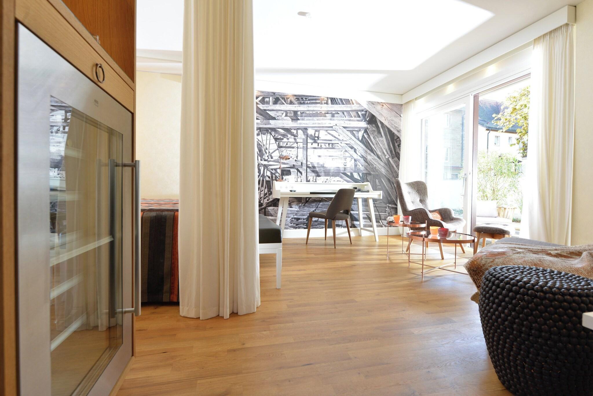 Double Queen Size Bed