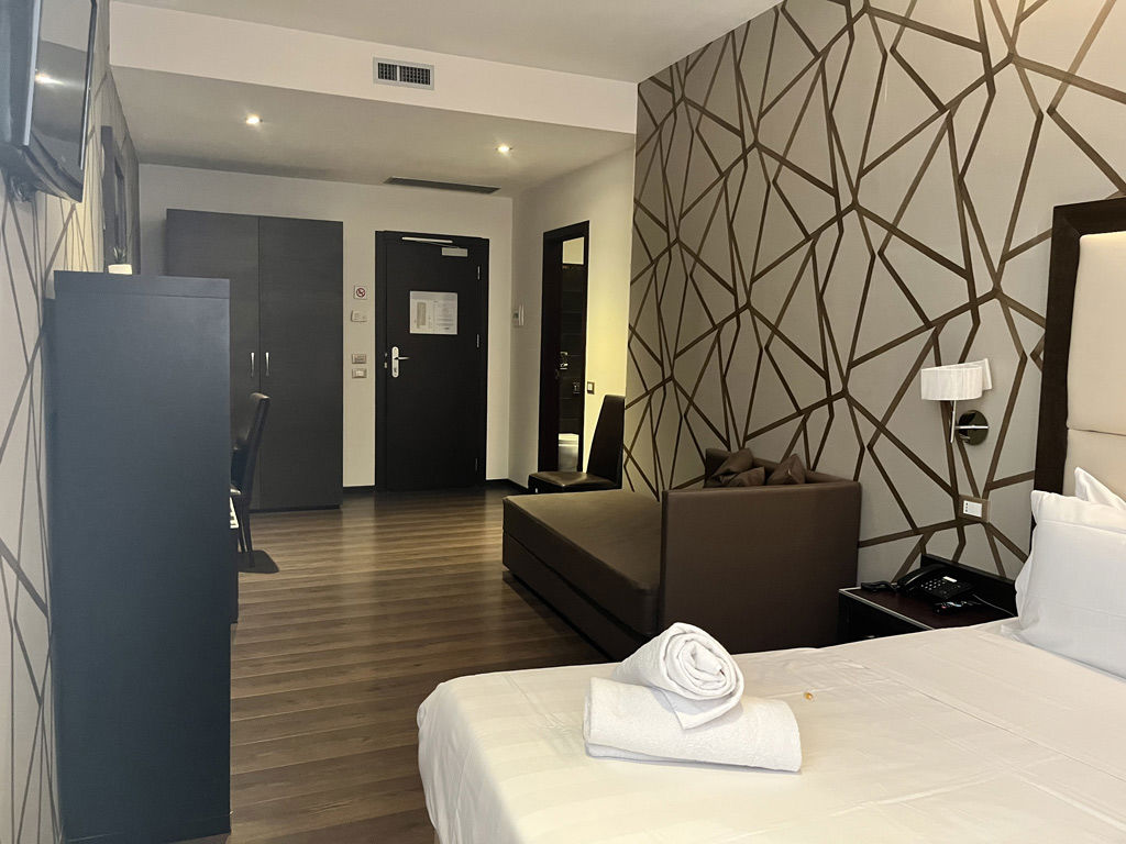 Double or Twin Deluxe