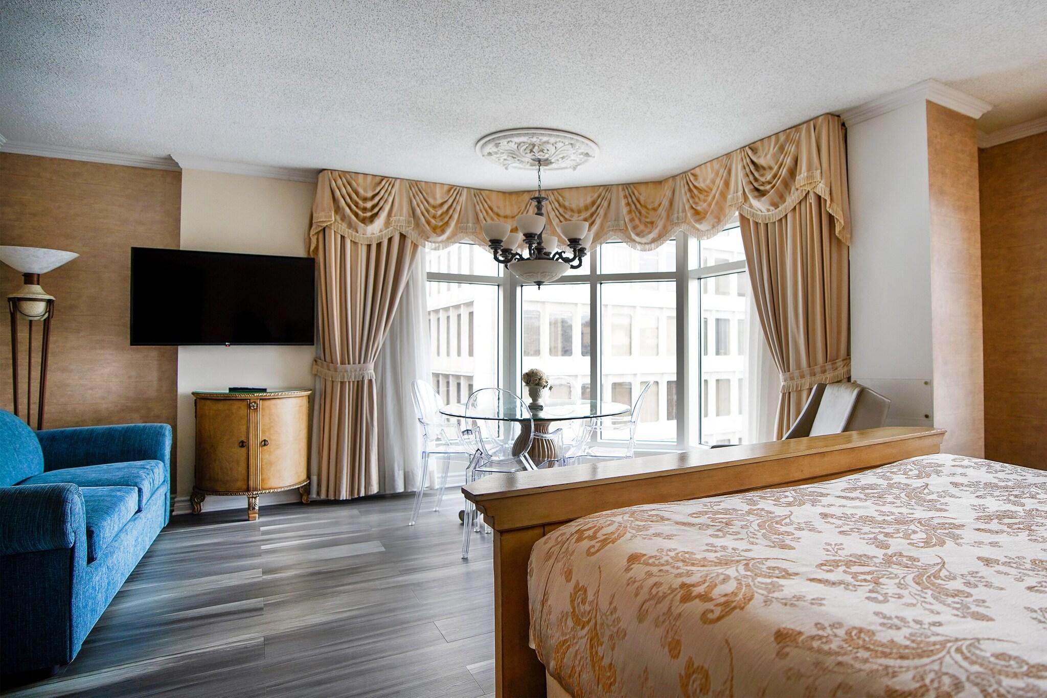 Double Queen Size Bed