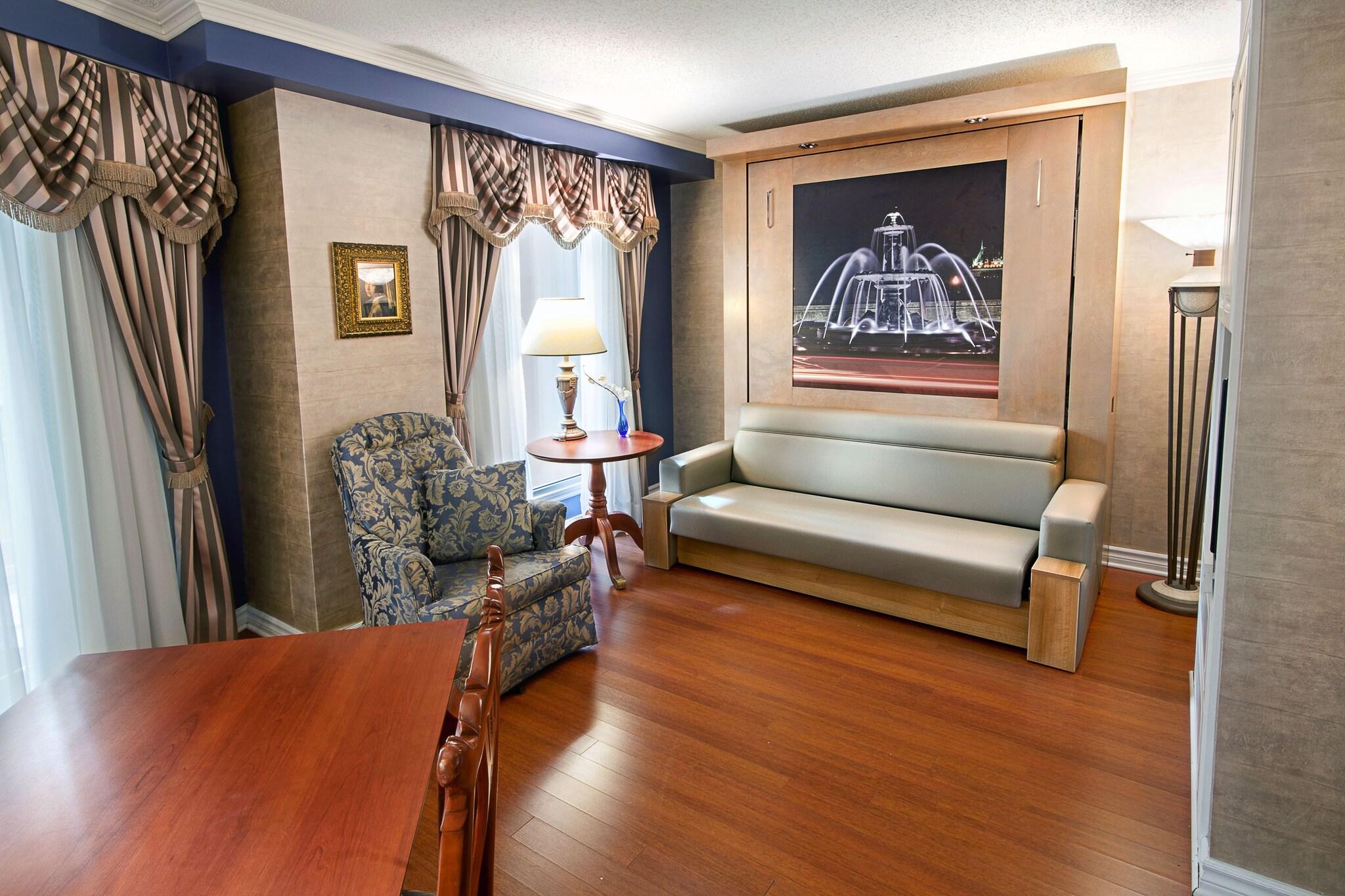 Suite Garden View with Balcony