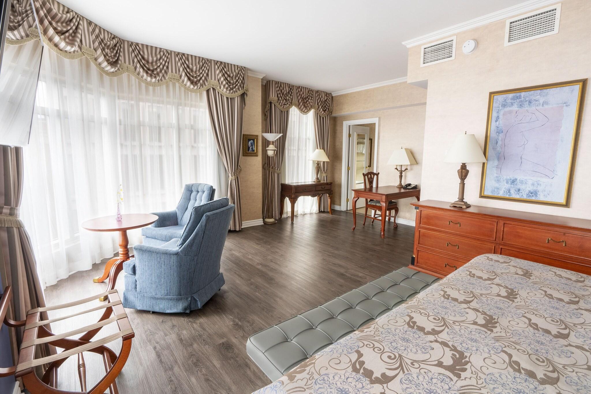 Suite City View King Bed