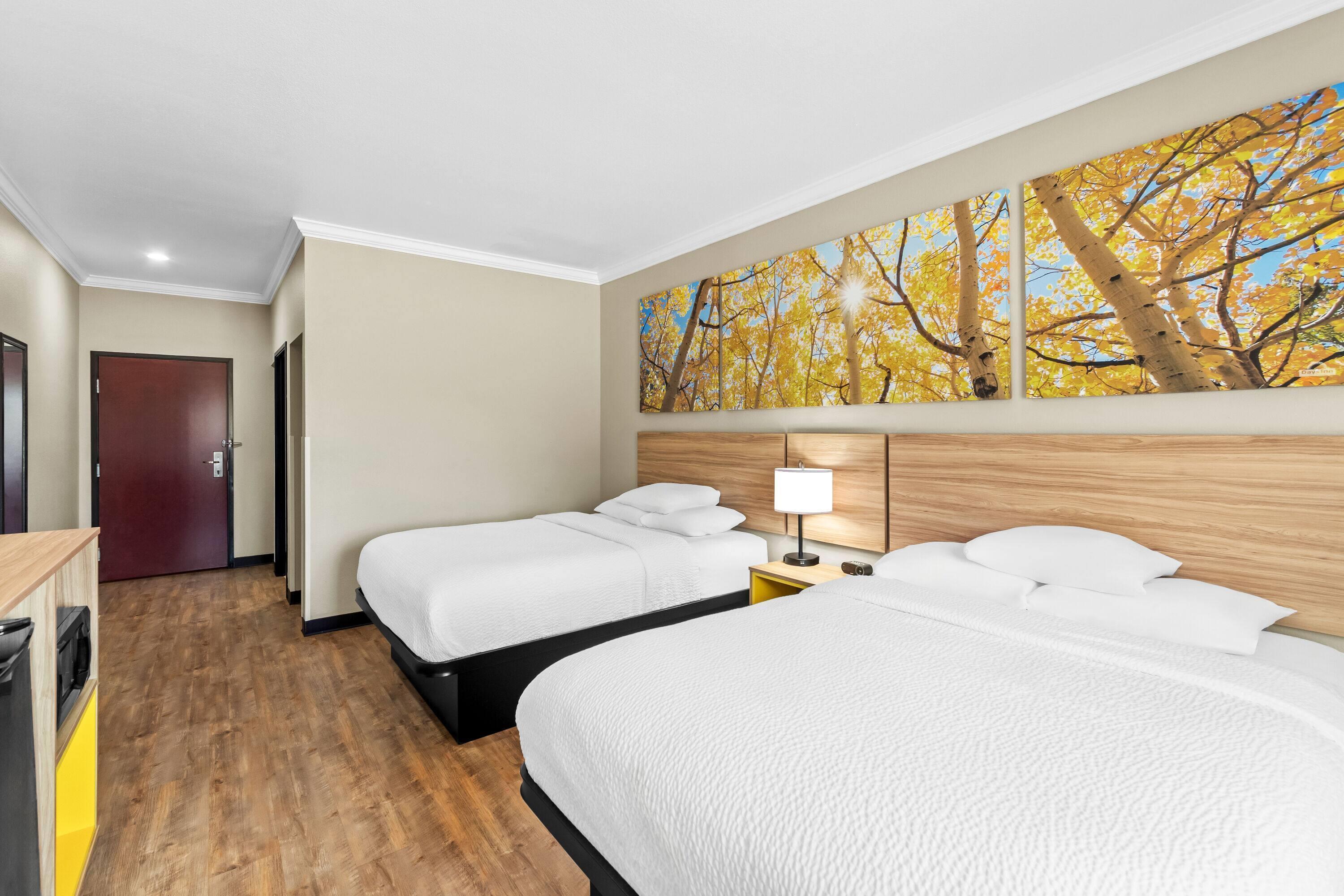 Quadruple Two Queen Beds