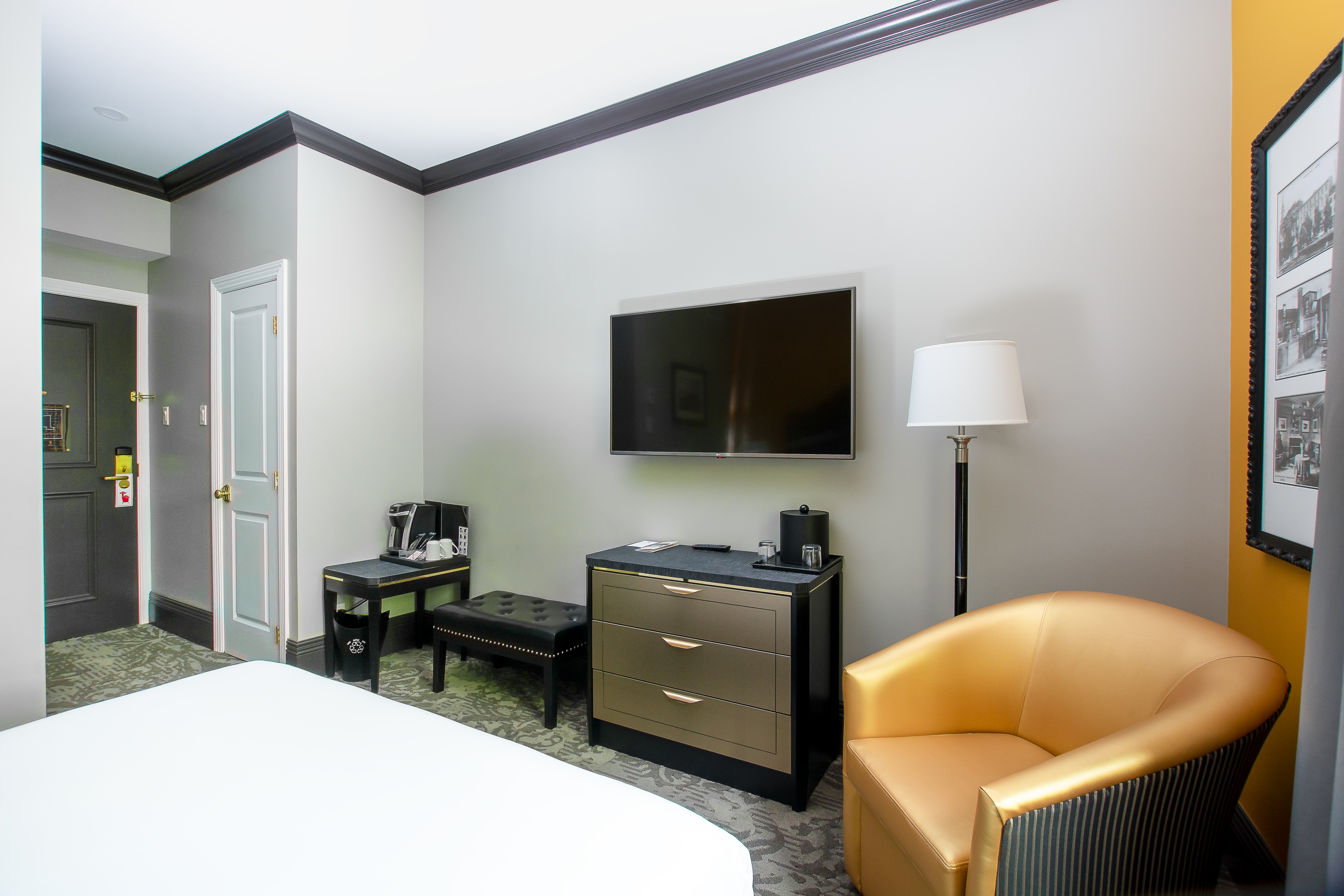 Double Queen Size Bed