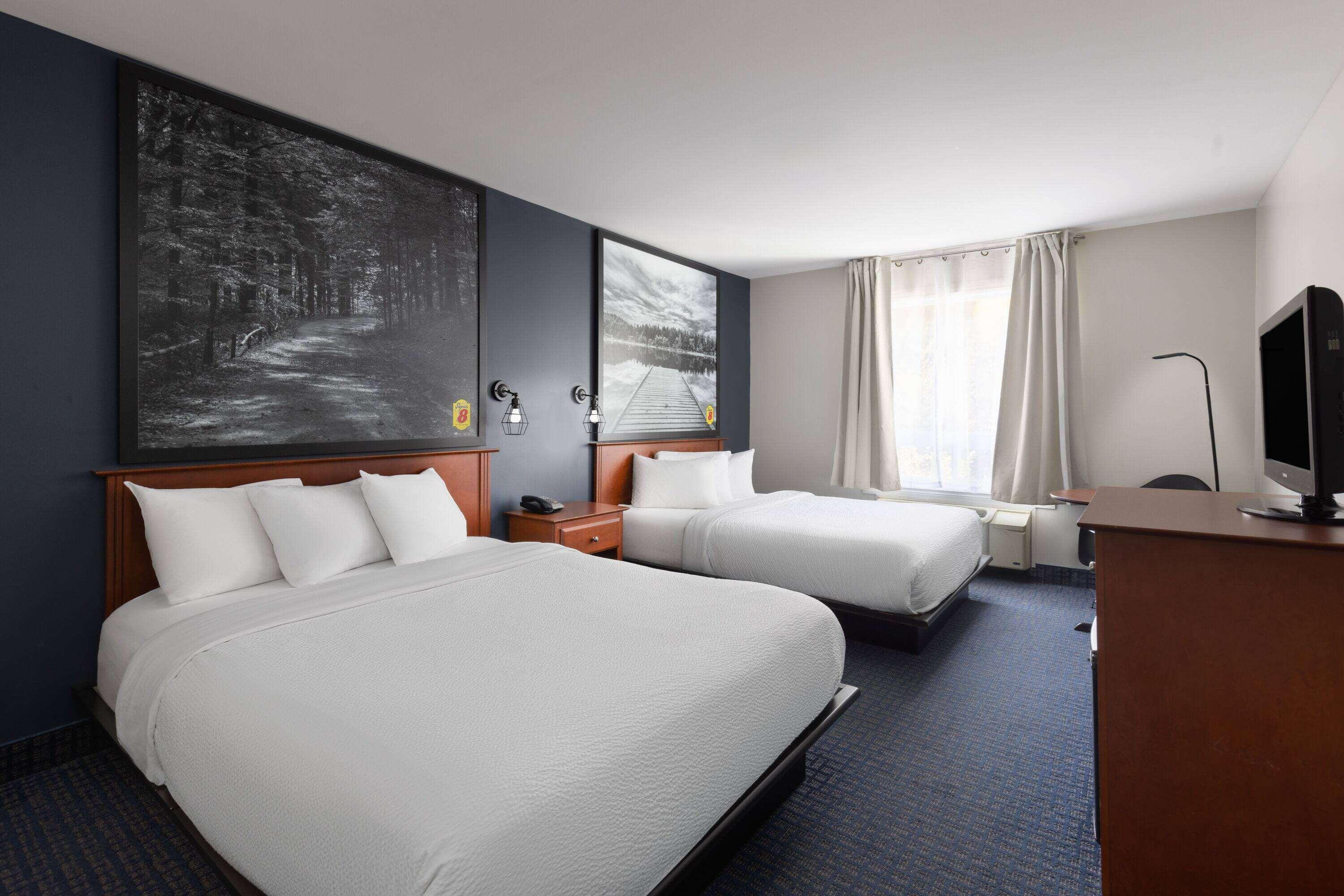 Quadruple Two Queen Beds