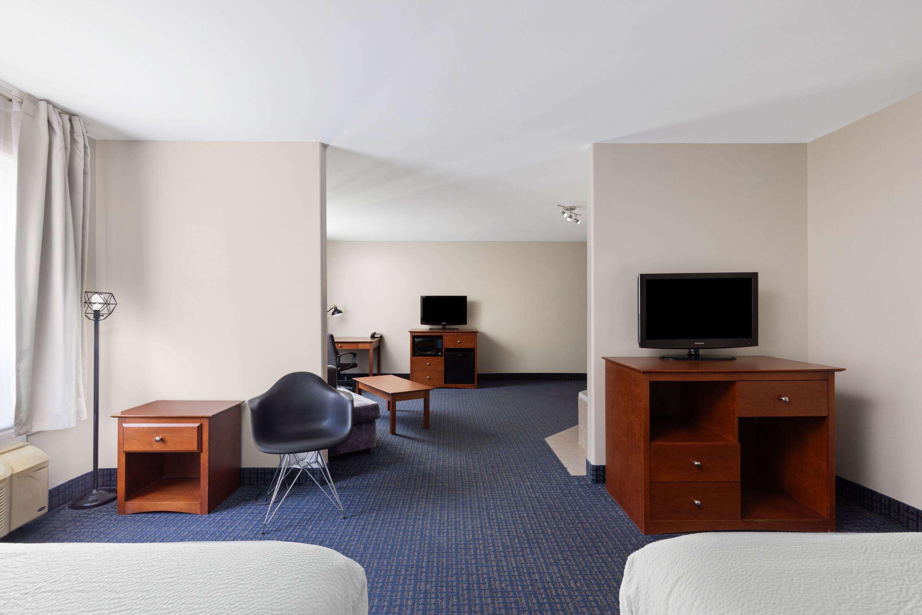 Suite Two Queen Beds