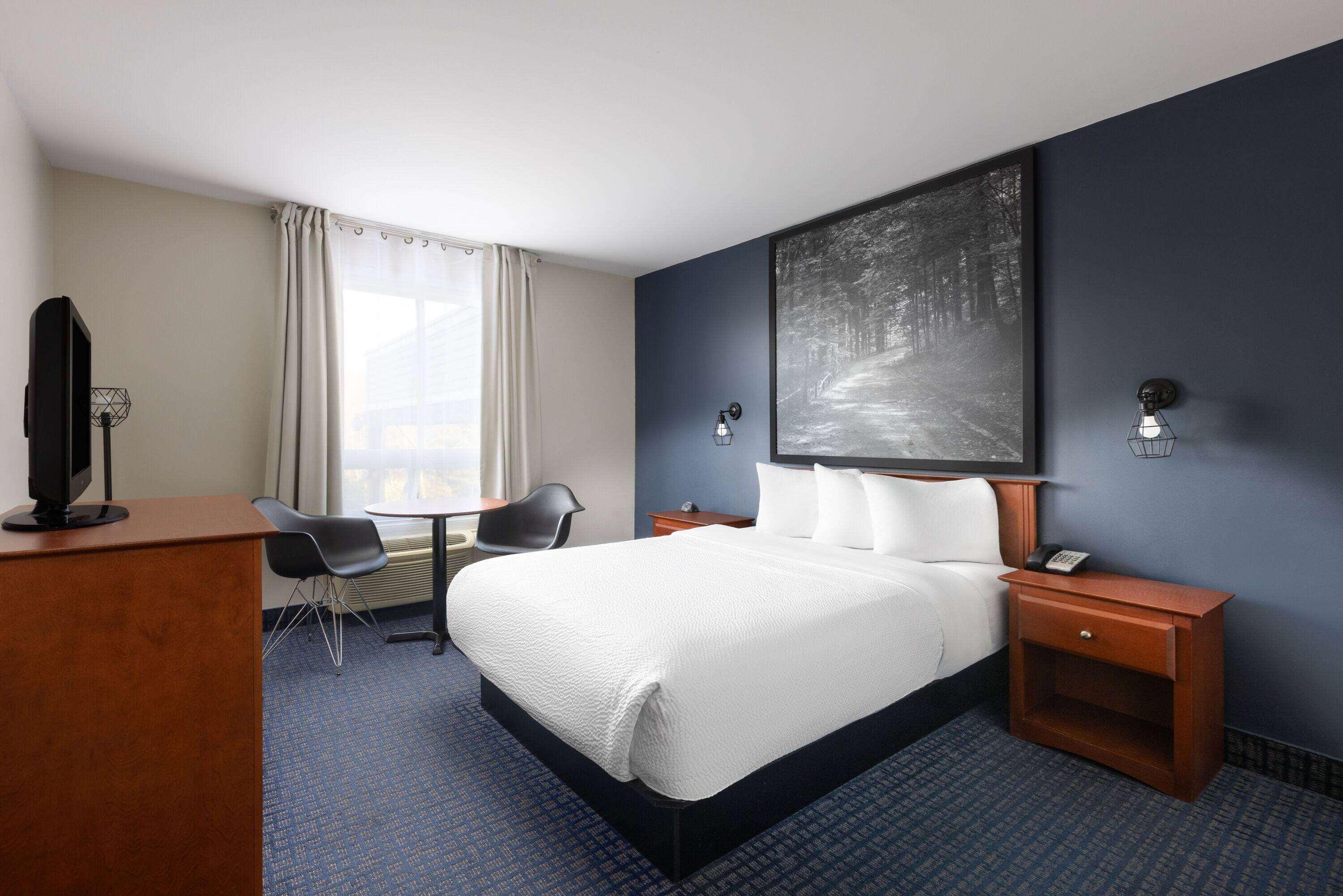 Double Queen Size Bed