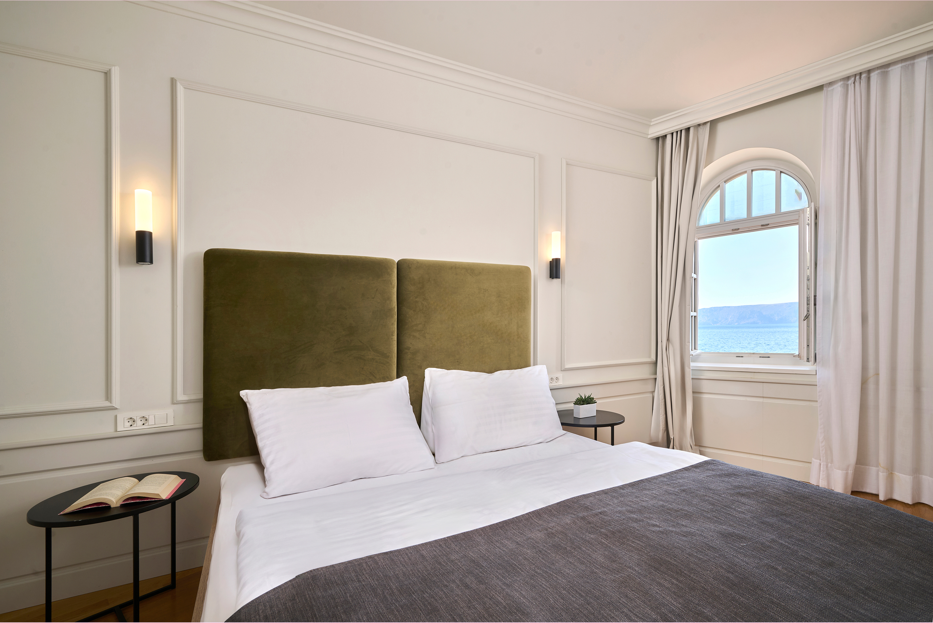 Family Room Sea View