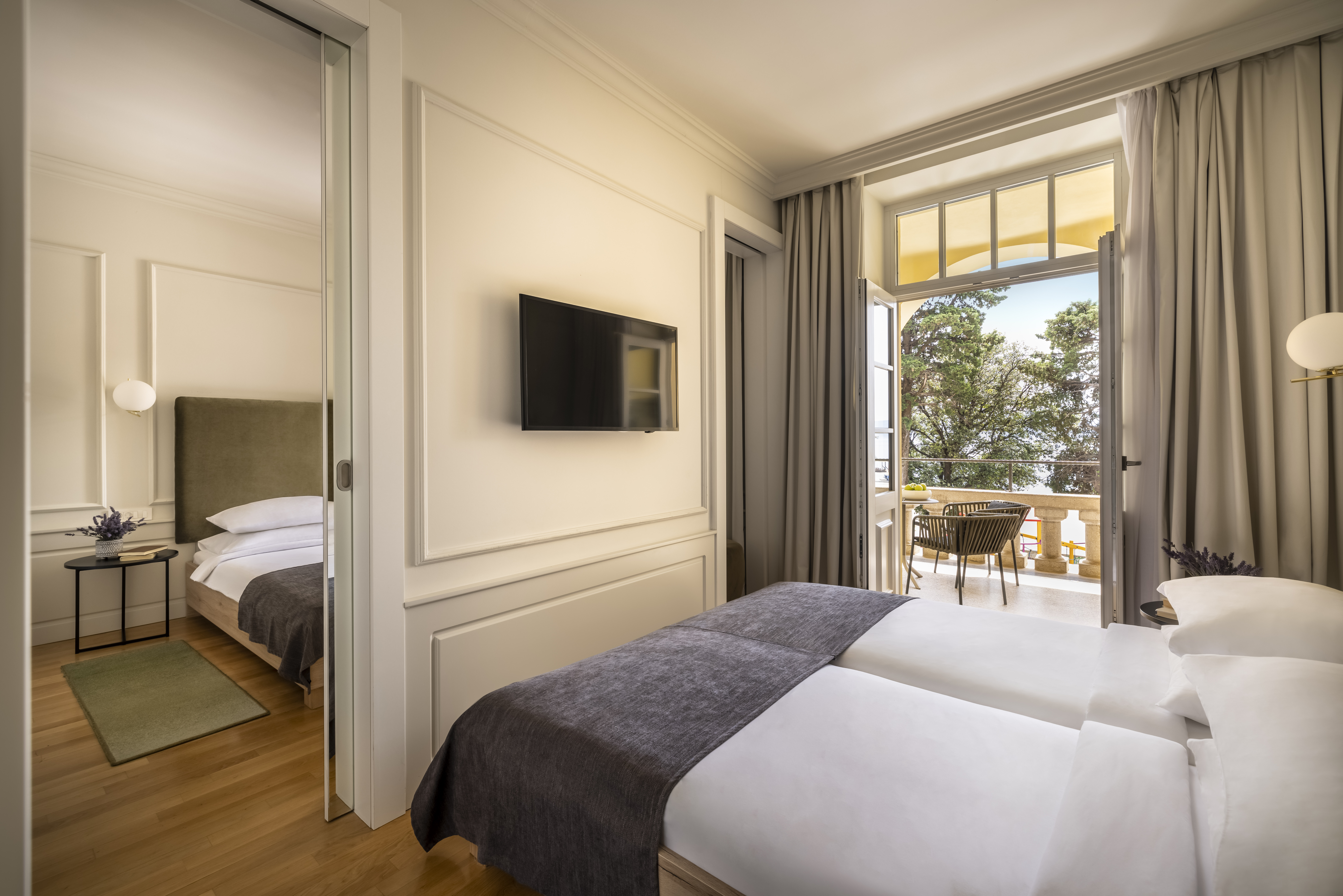 Family Room Superior with Views