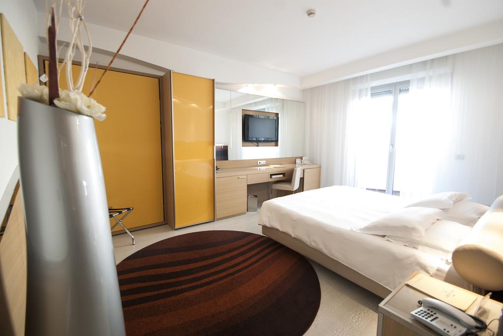 Double or Twin Comfort