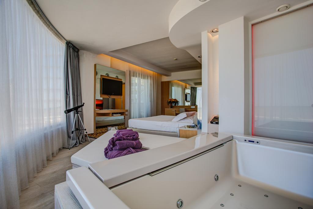 Junior Suite Executive