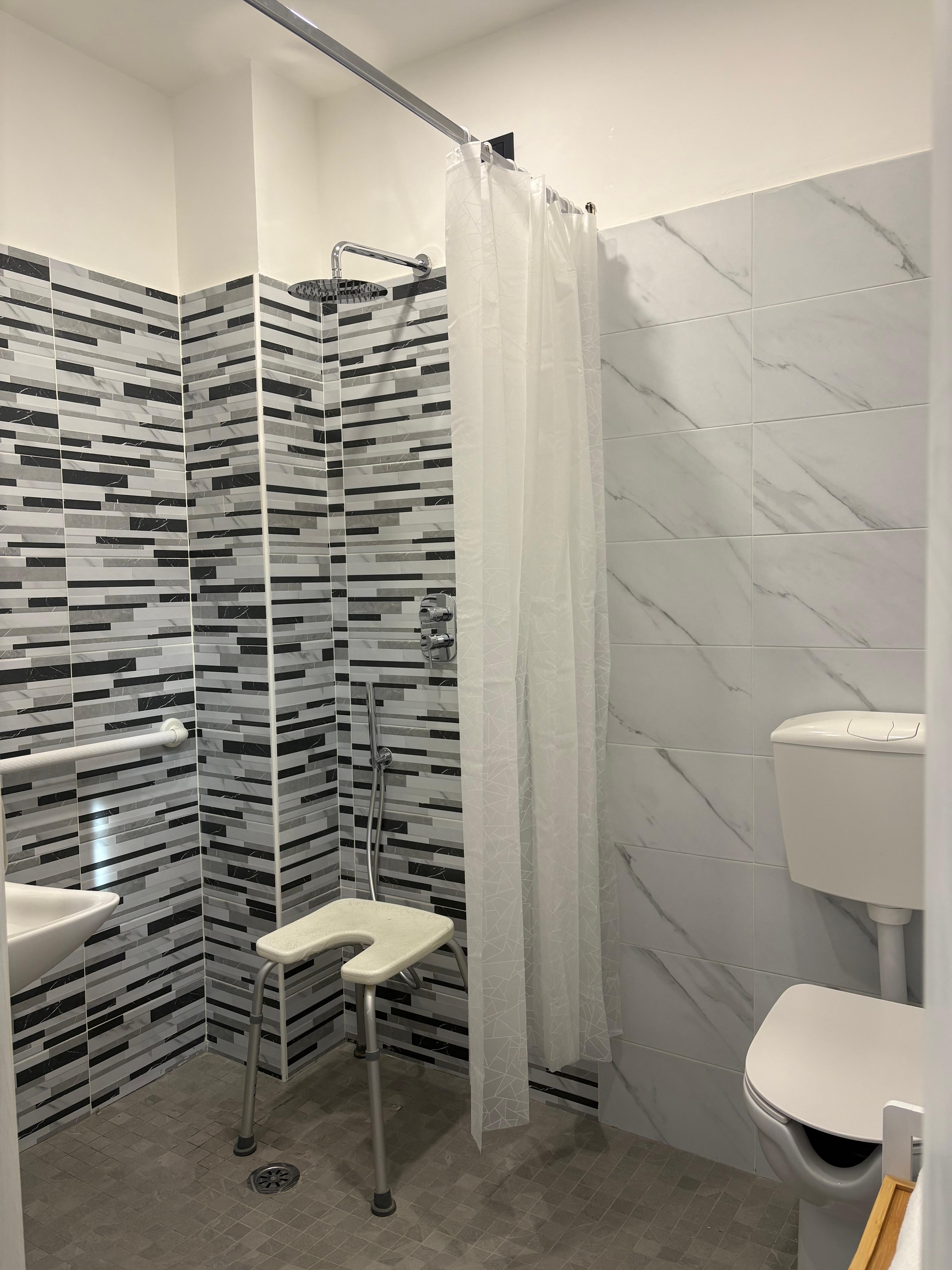 Double Single Economy