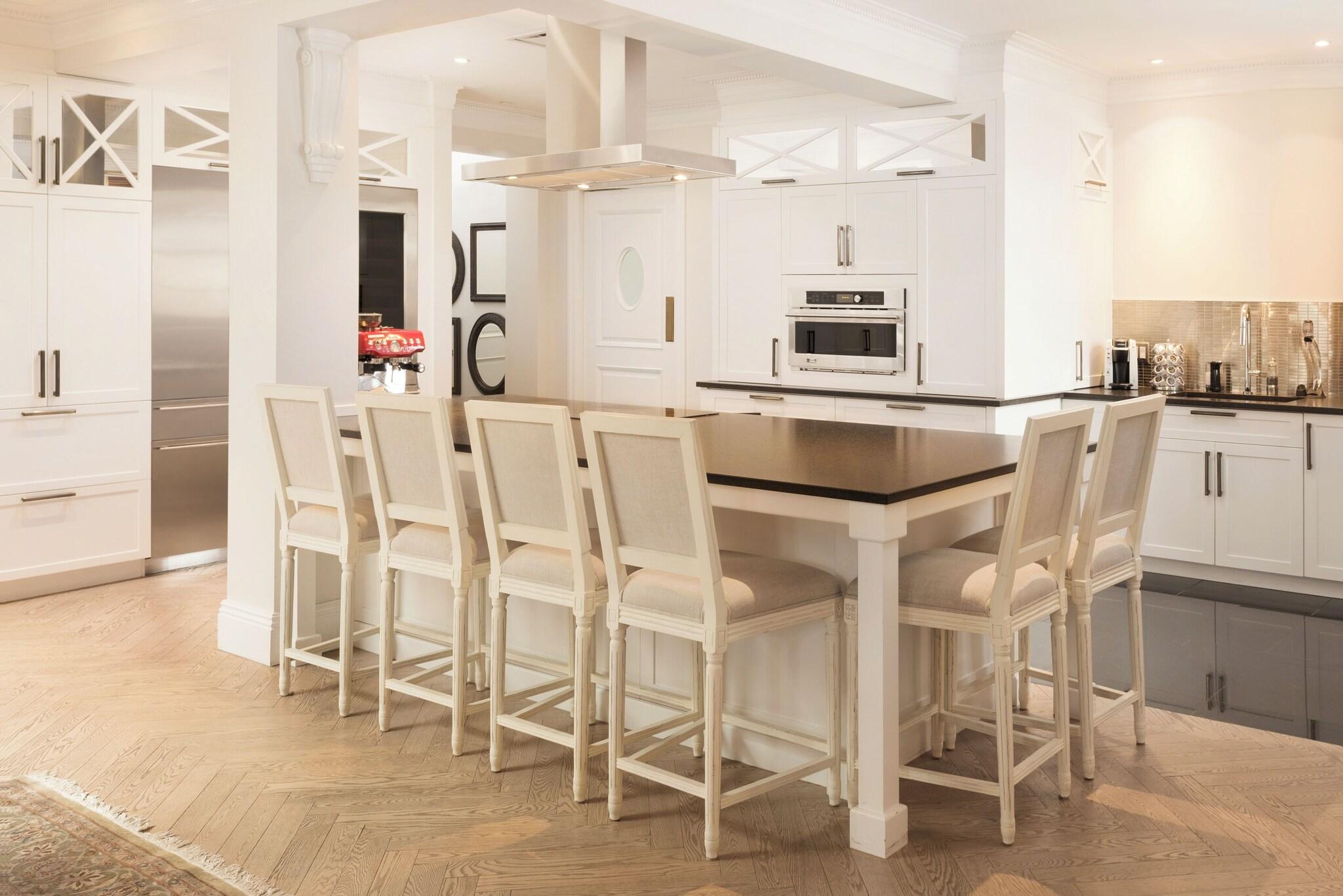 Suite Queen Size Bed