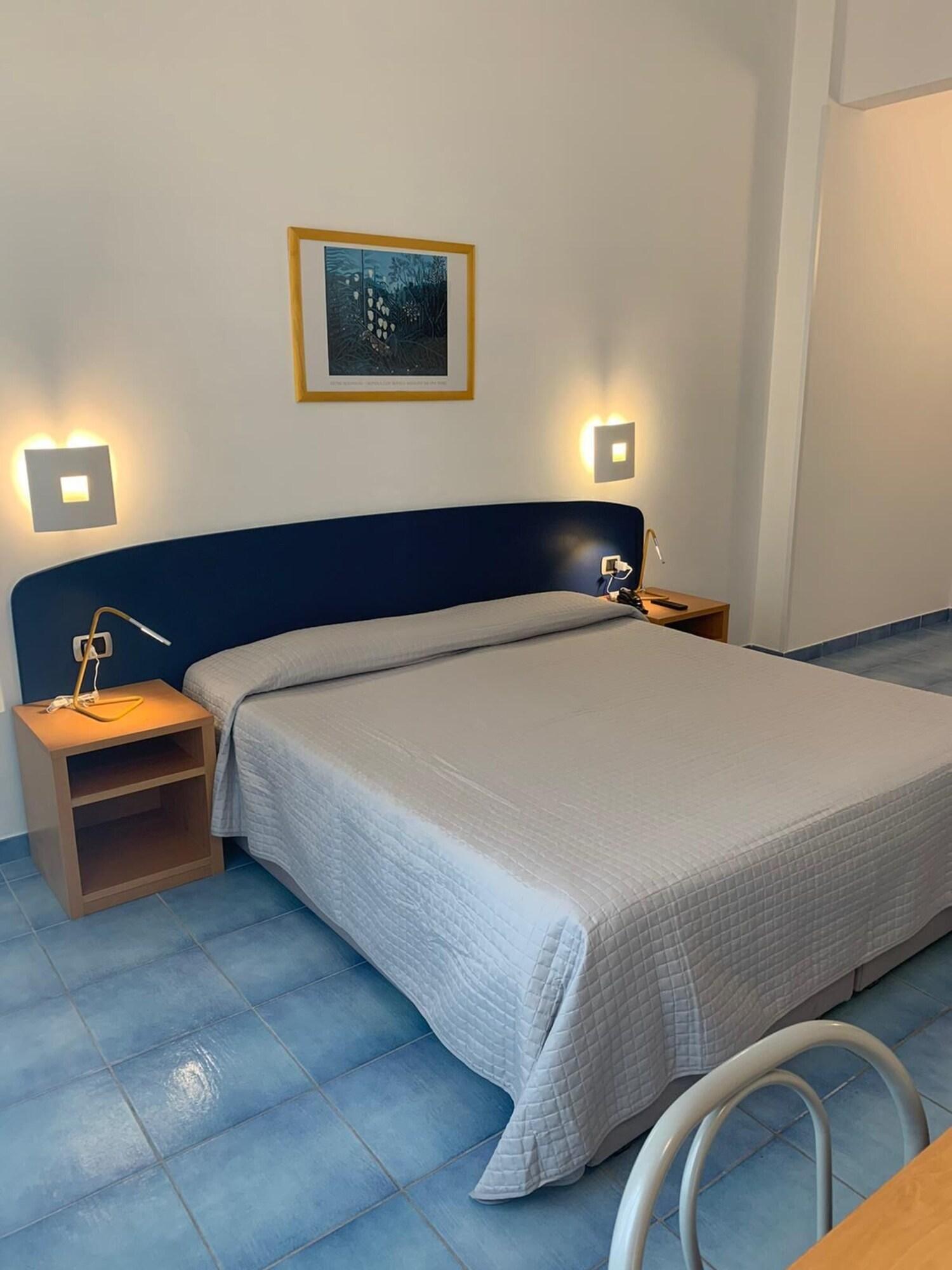 Apartment Superior Queen Bed