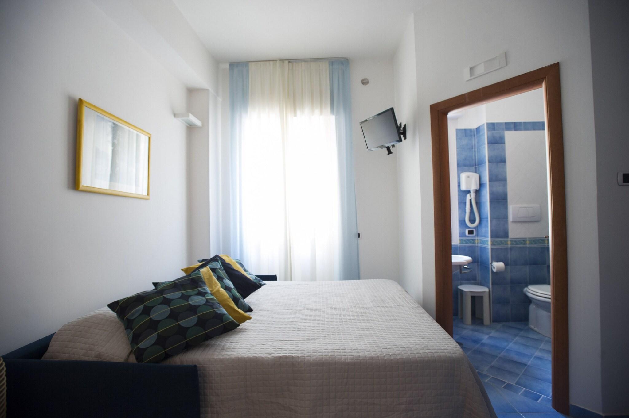 Studio Queen Size Bed