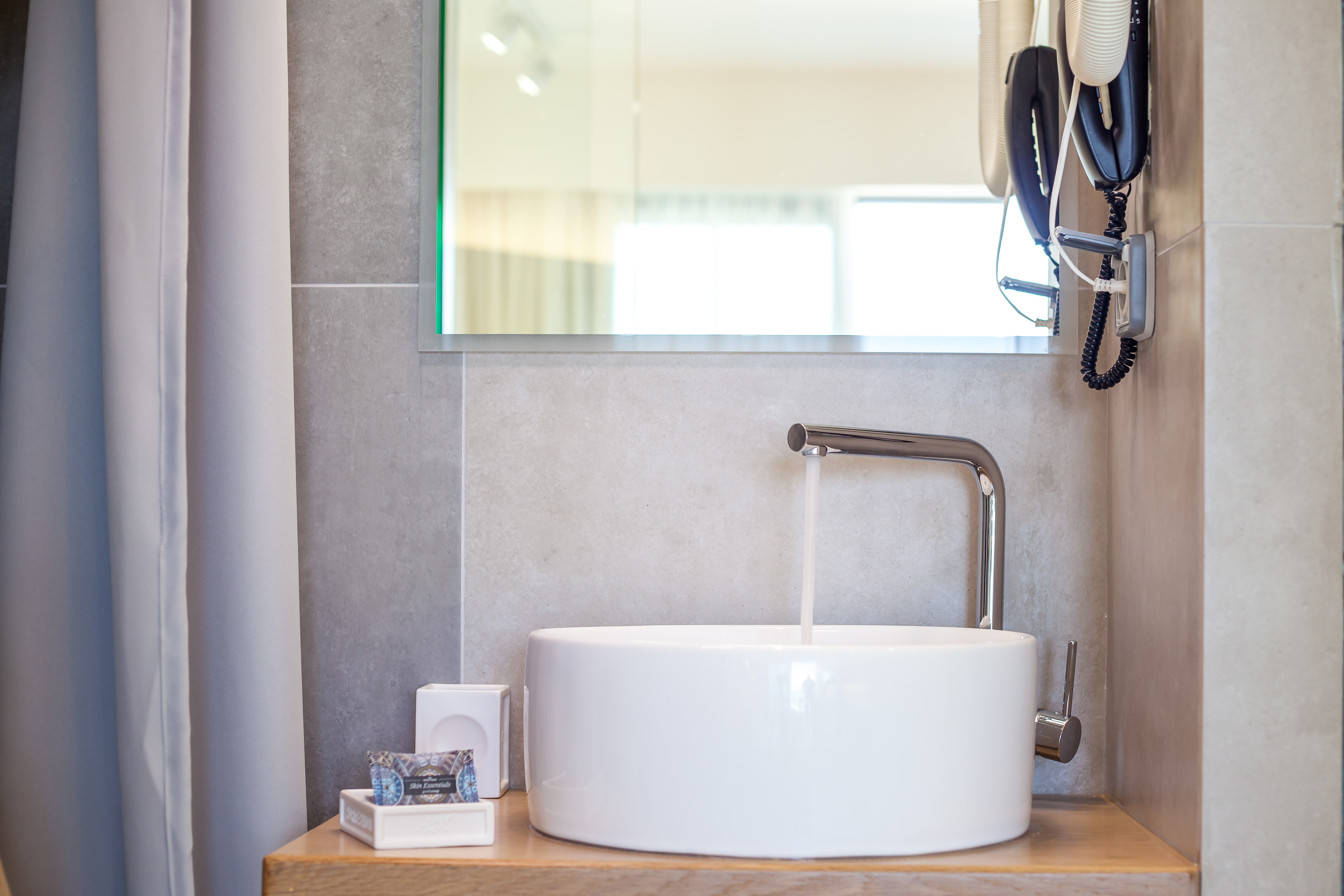 Double or Twin Deluxe Sea View