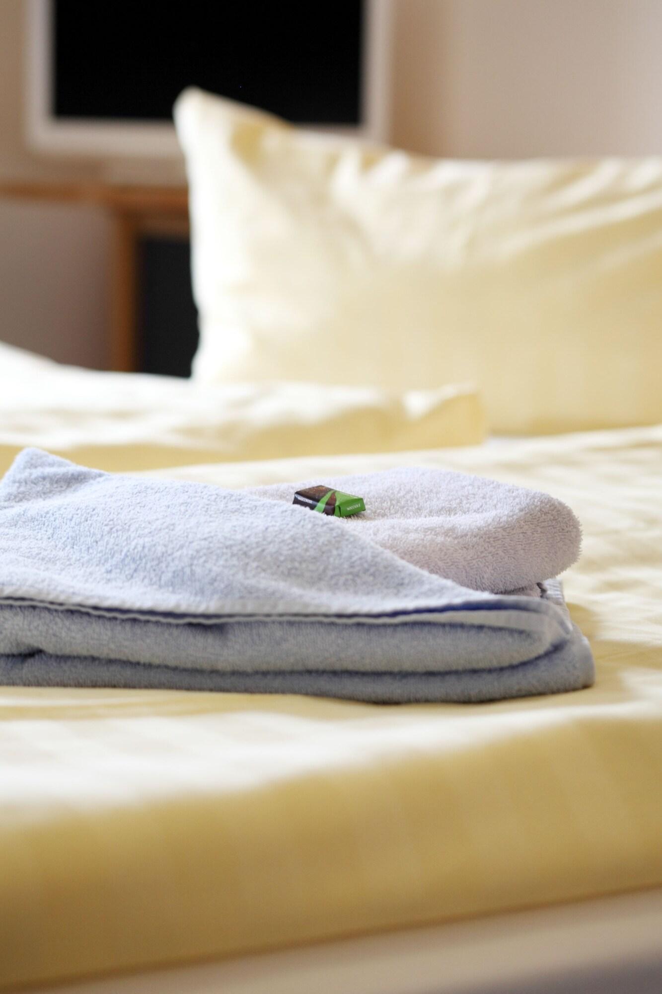 Twin with Double Bed