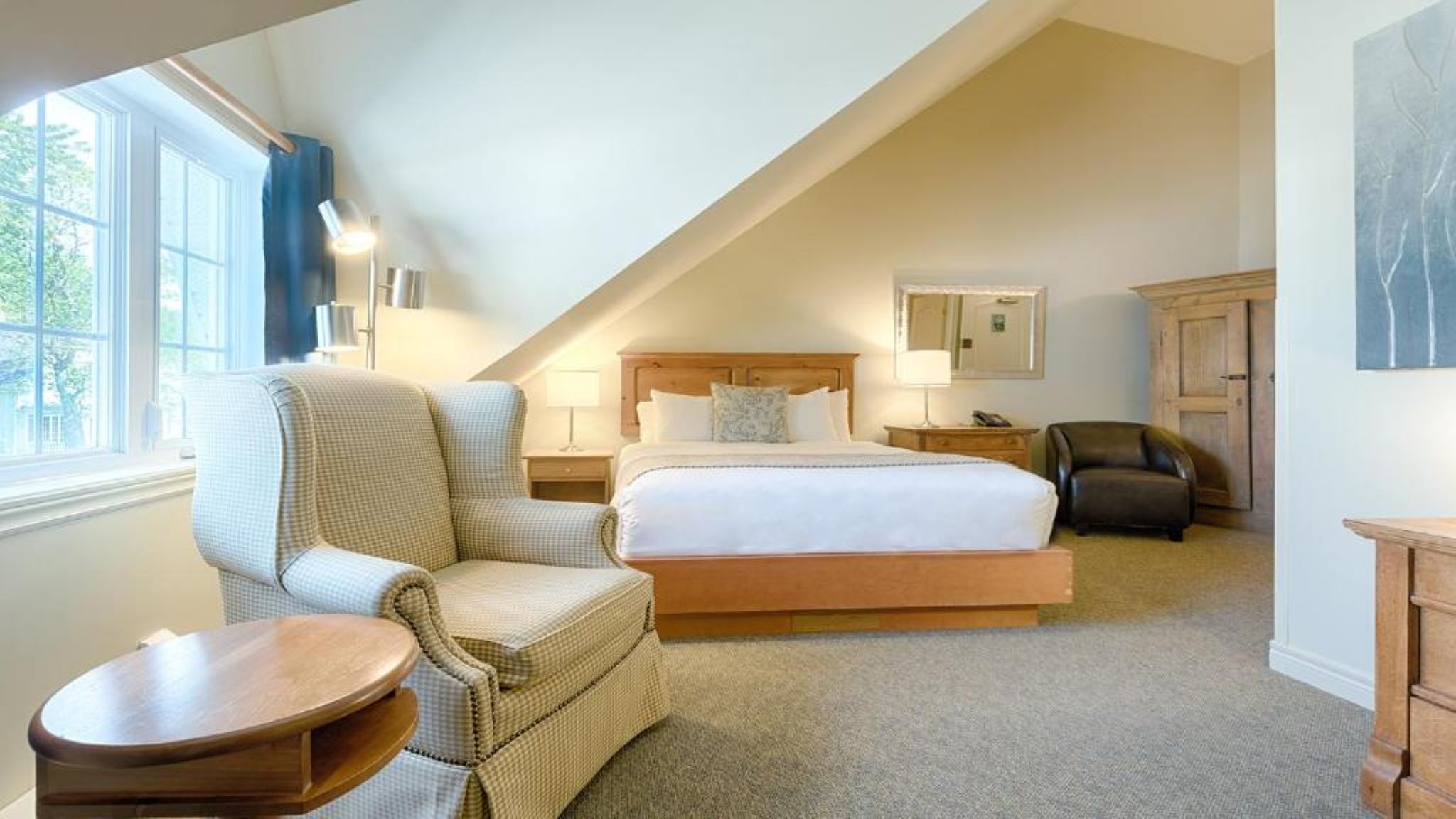 Junior Suite King Size Bed