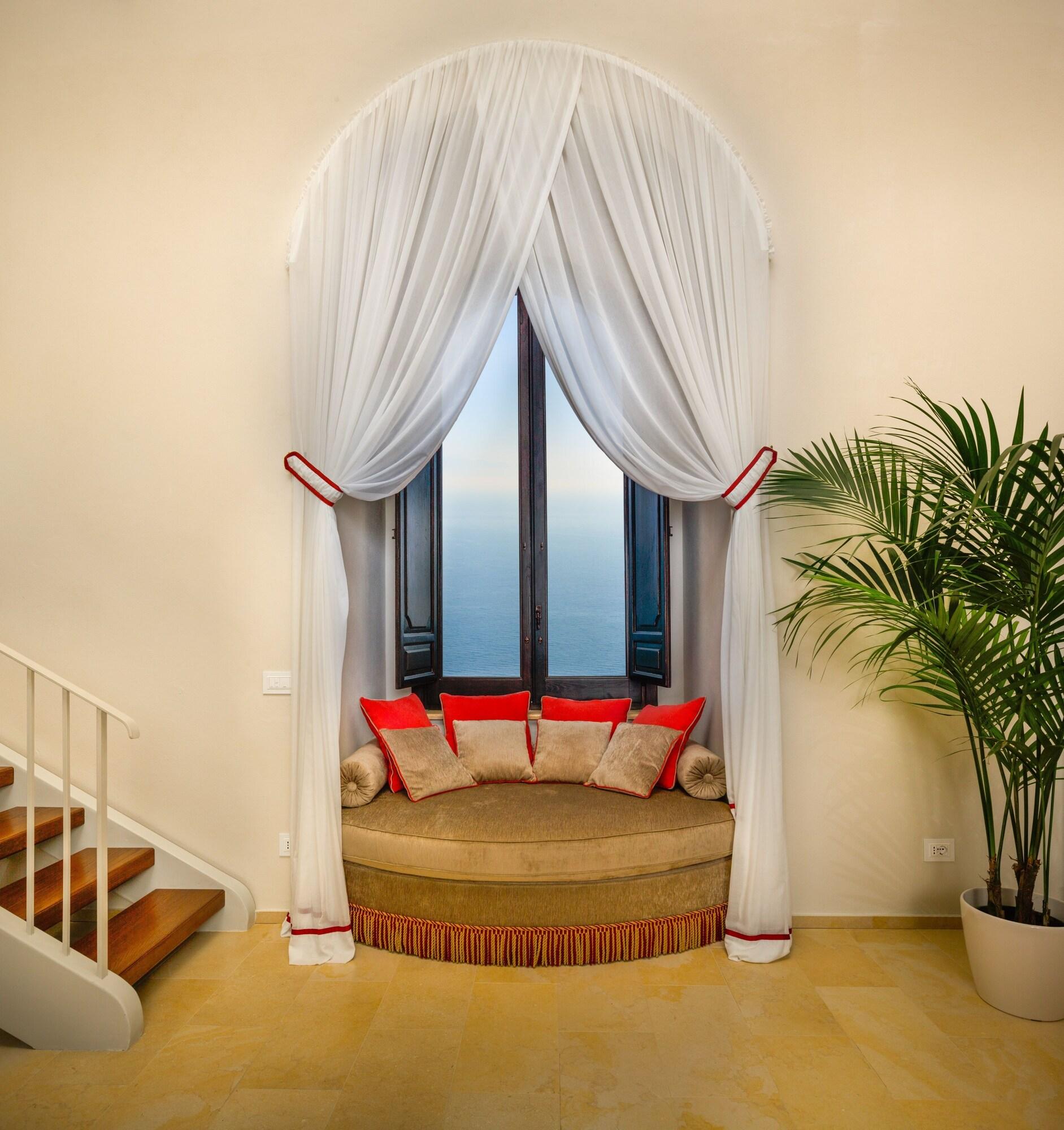 Suite Sea View King Bed