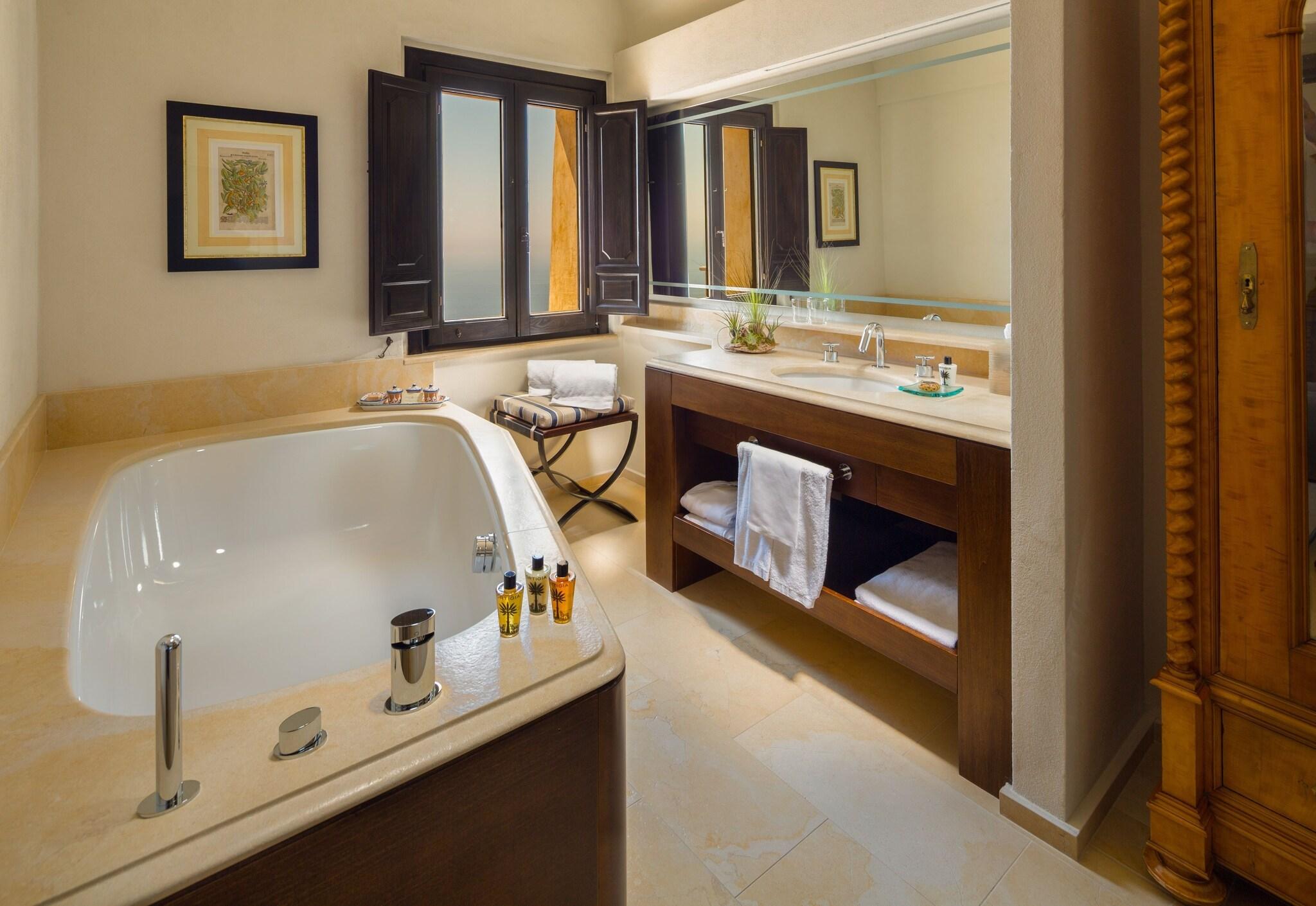 Suite Premium King Bed