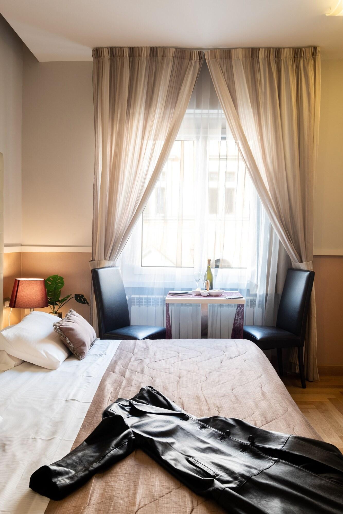 Double Deluxe King Bed