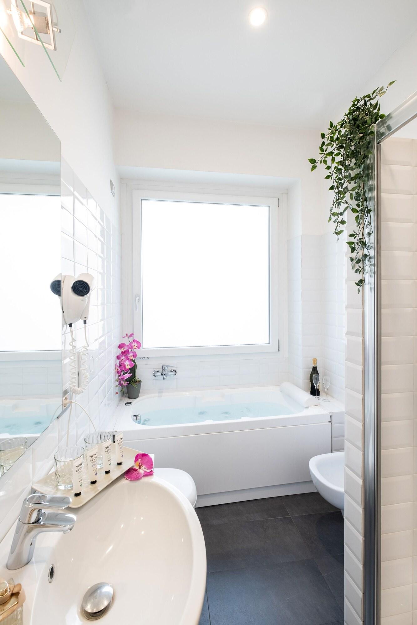 Double Deluxe Two Beds