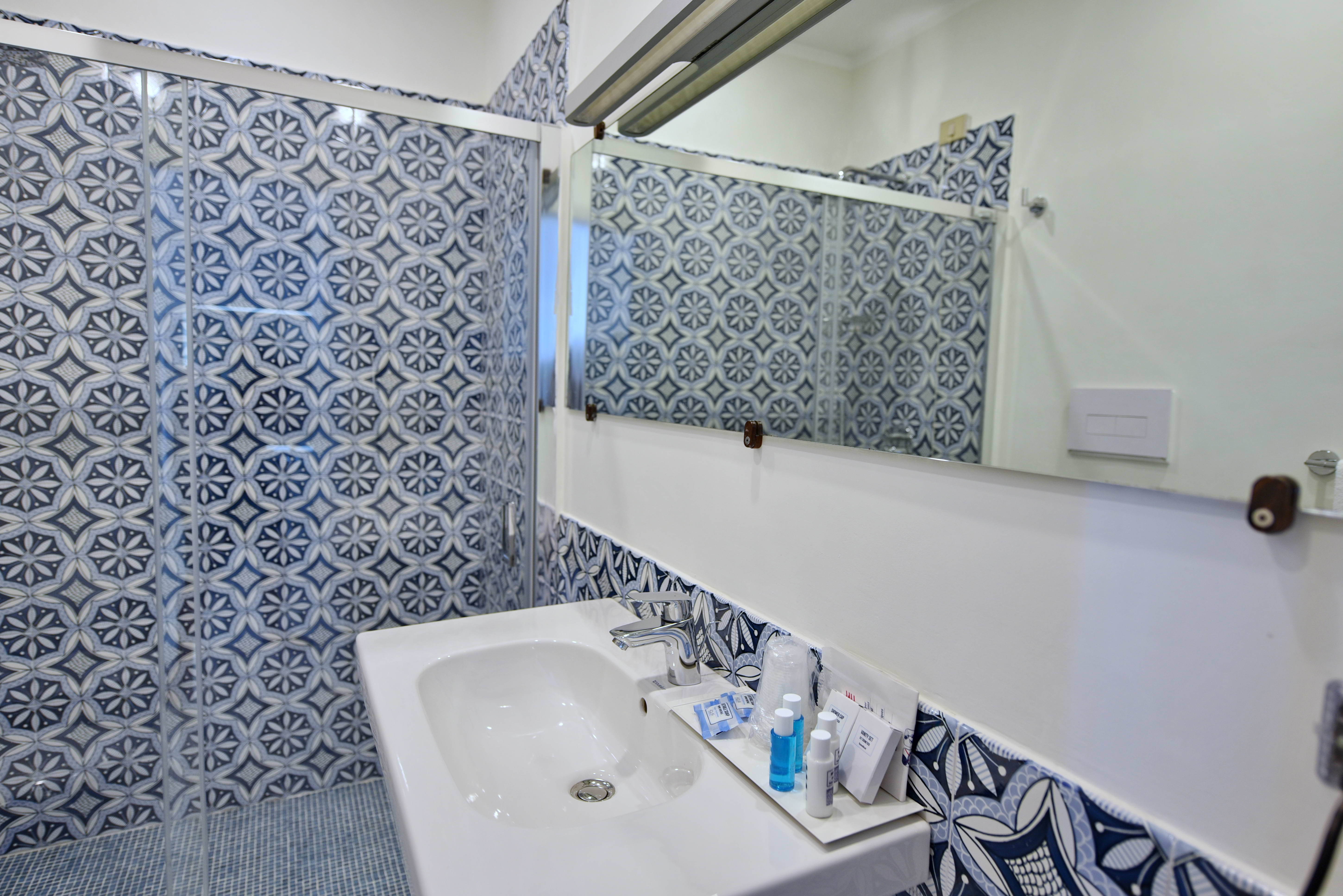 Suite Deluxe King Bed