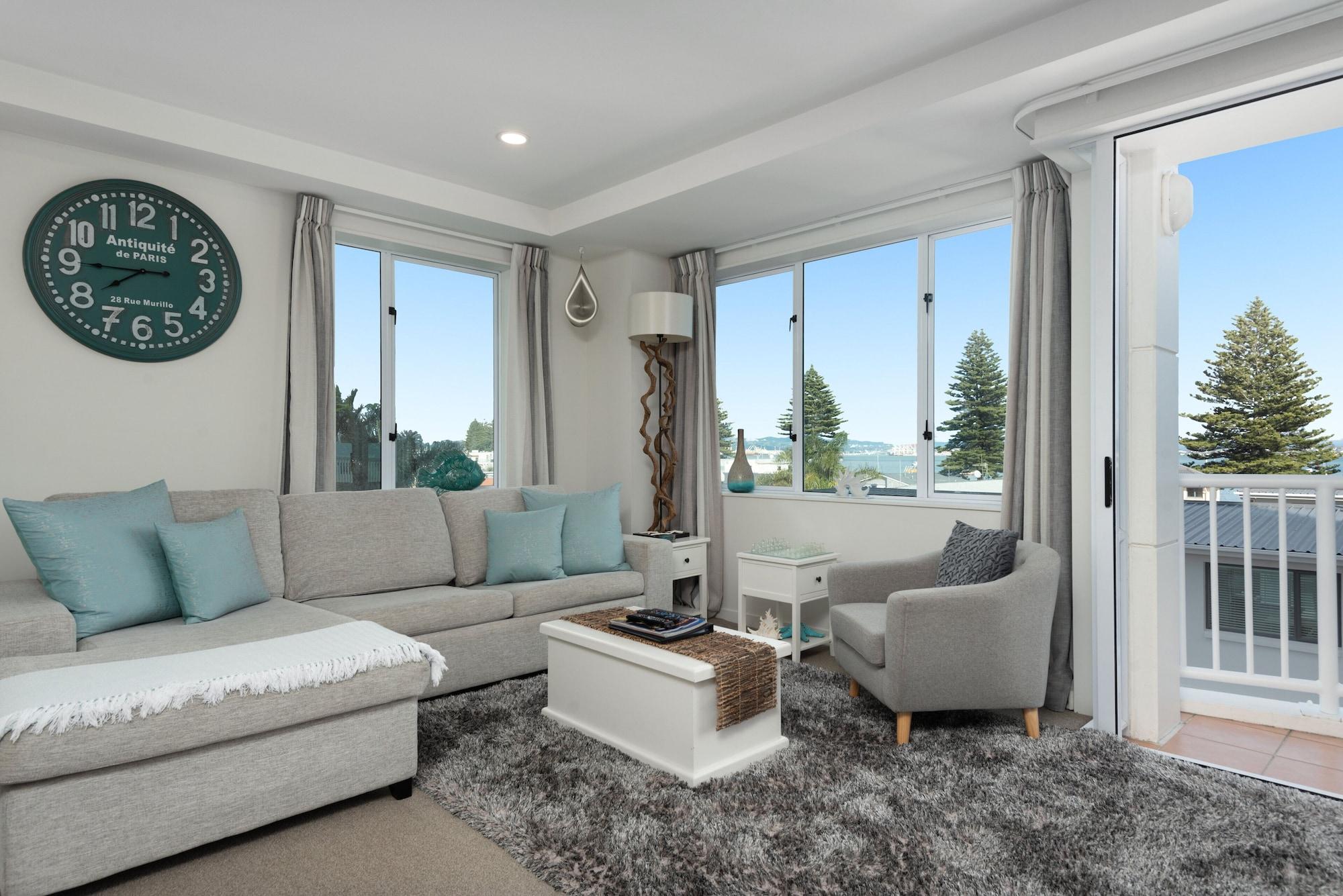 Apartment Deluxe Ocean View