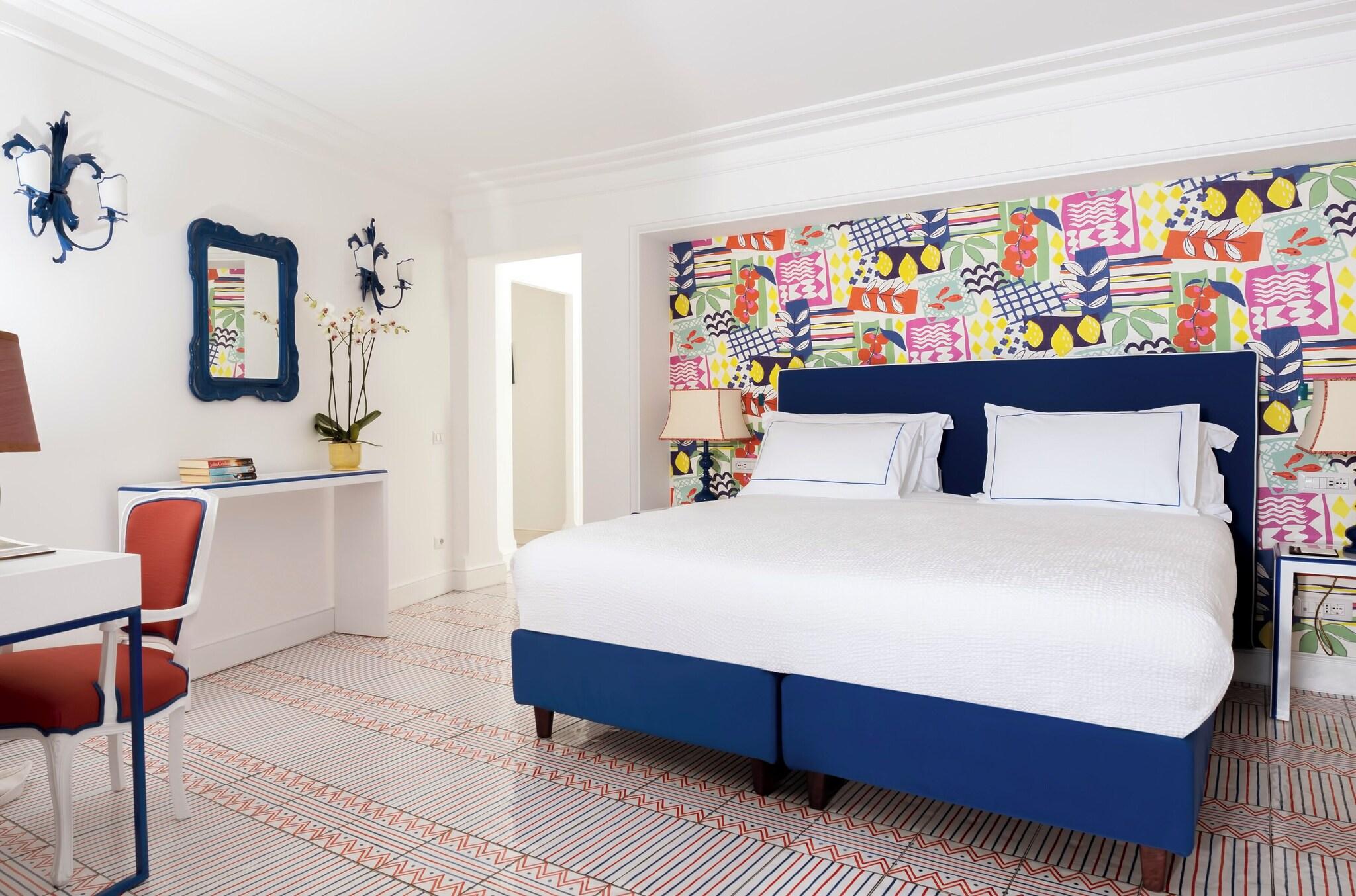 Double Deluxe Queen Bed