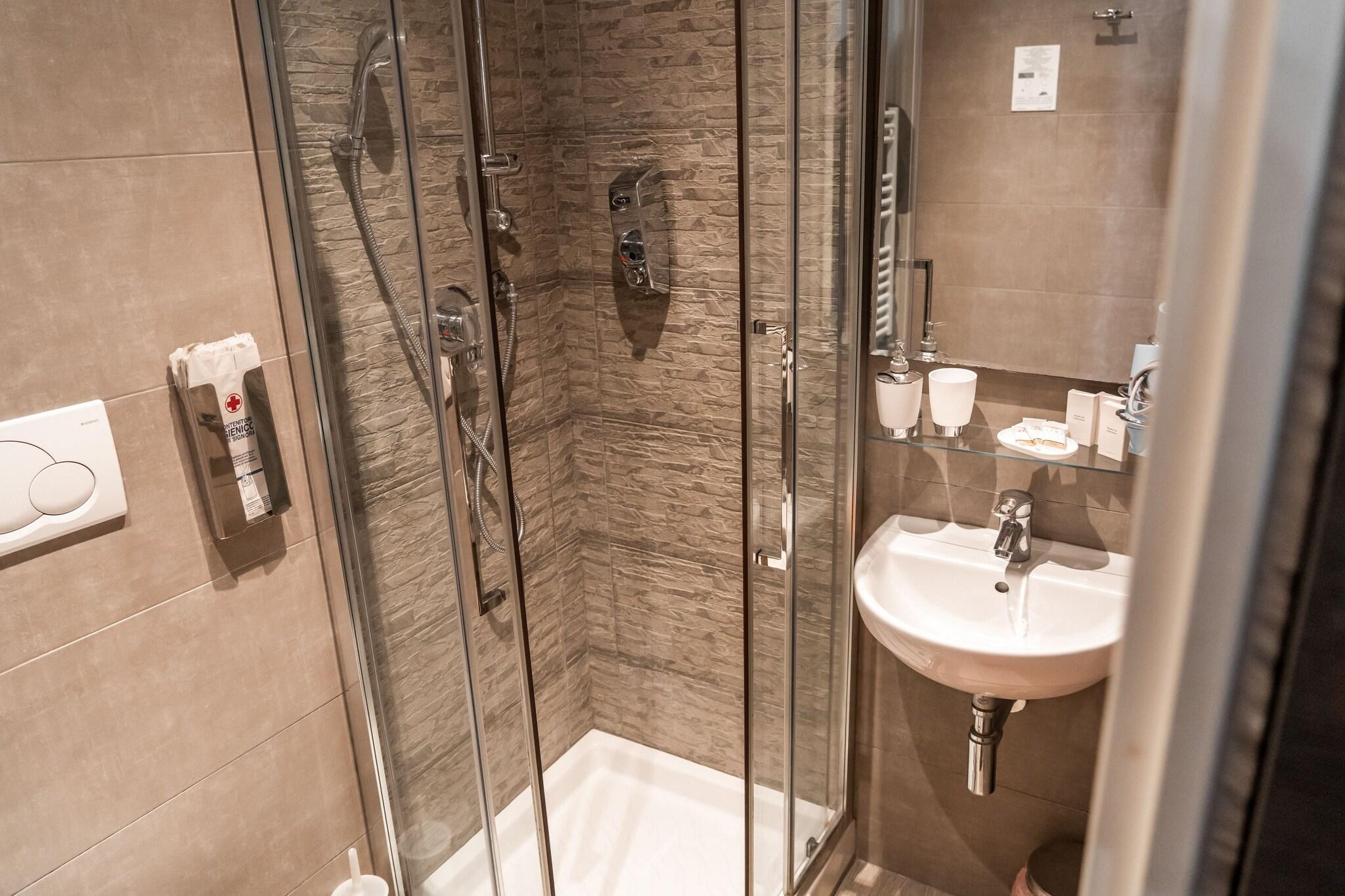 Double or Twin Standard