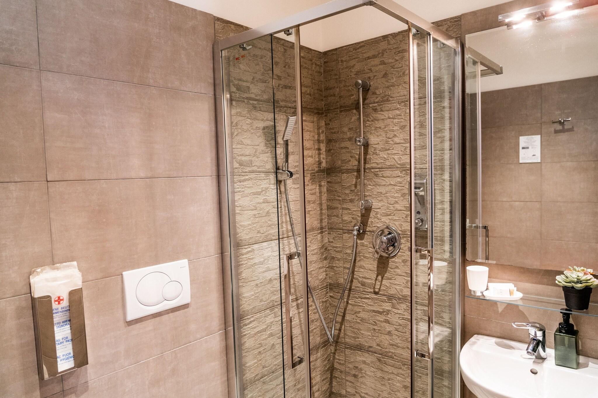 Double or Twin Standard