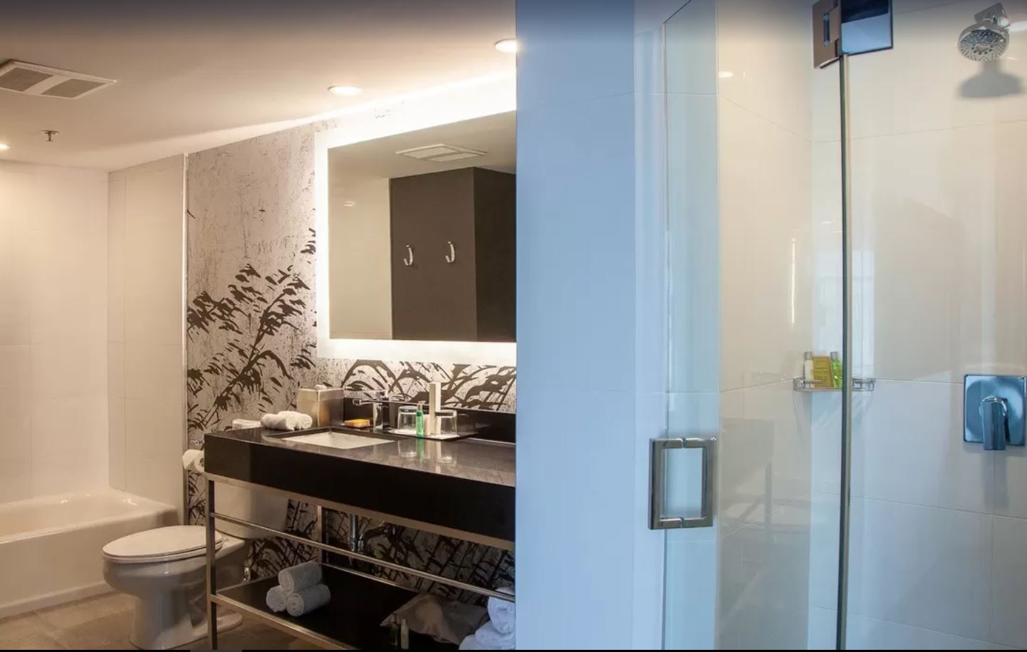 Double Queen Size Bed