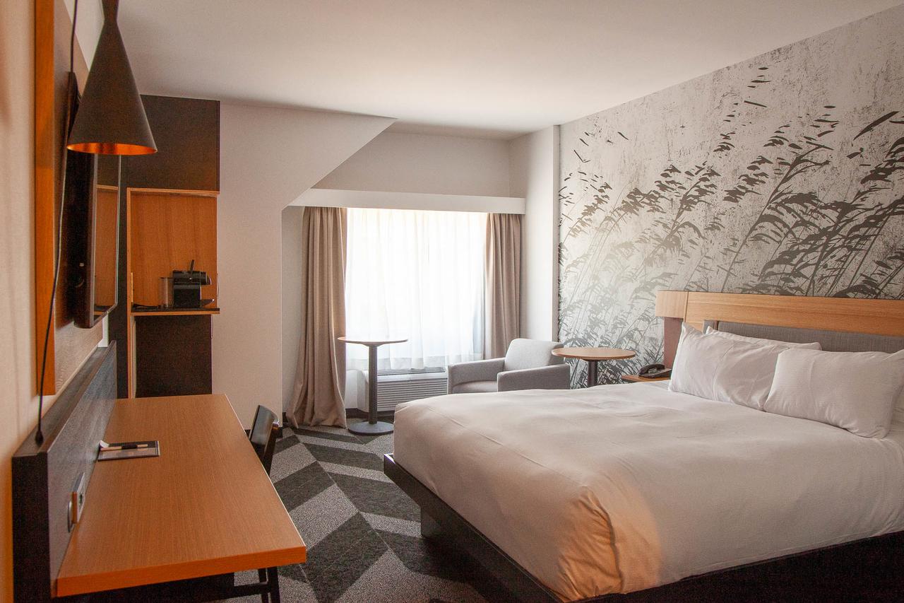 Double Queen Size Bed