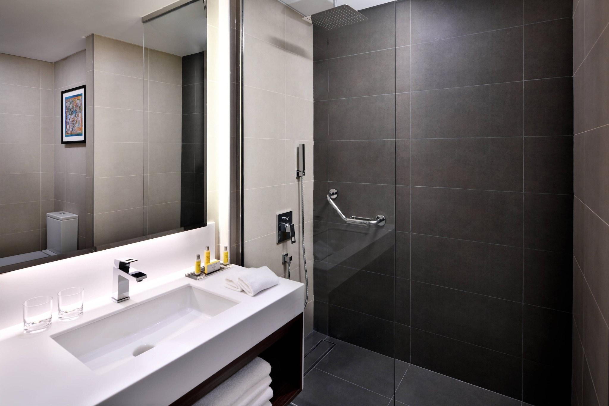 Double Executive King Bed