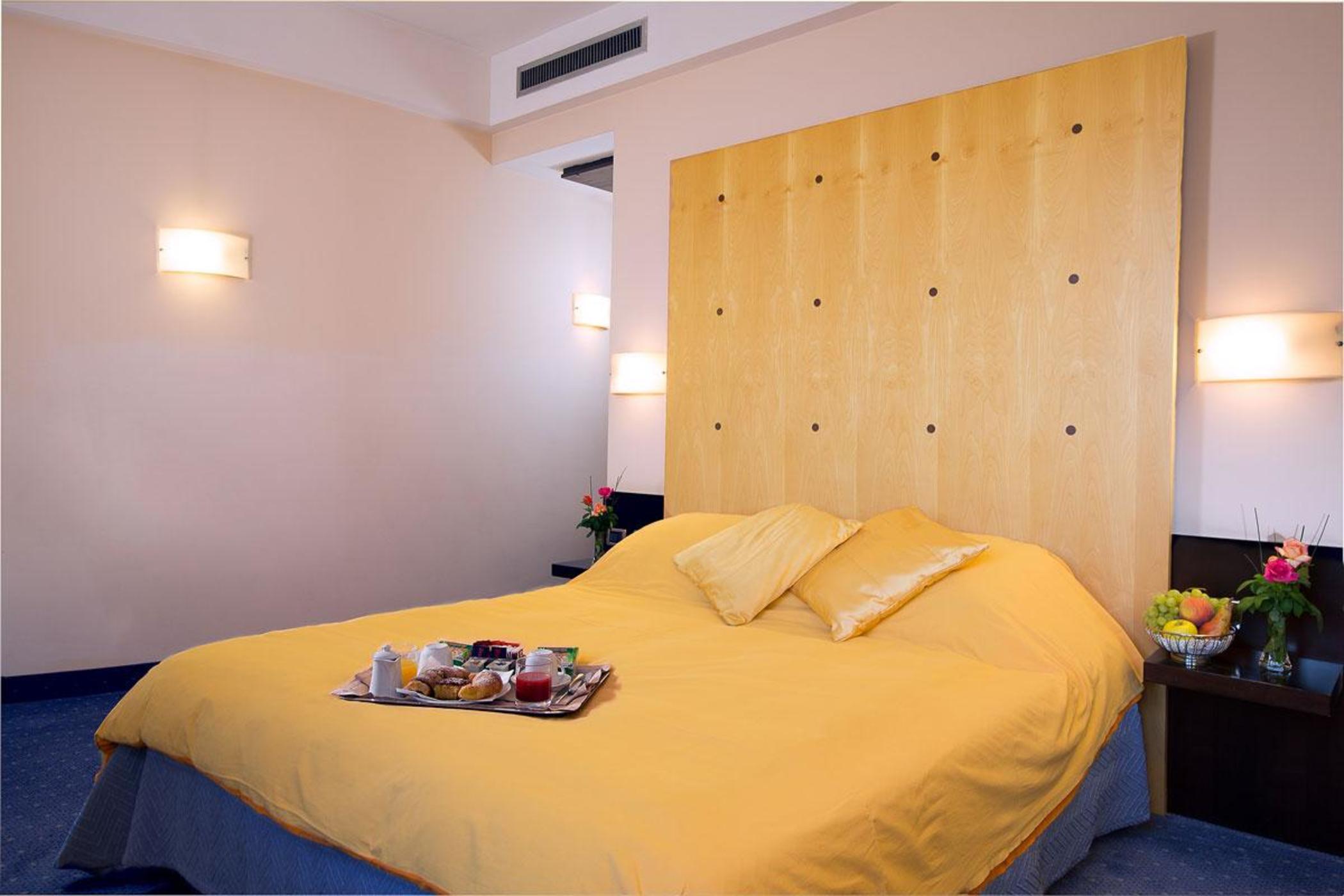 Double or Twin Standard