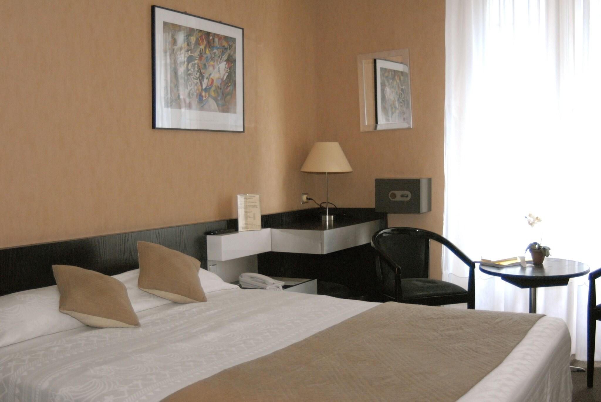 Double Queen Size Bed