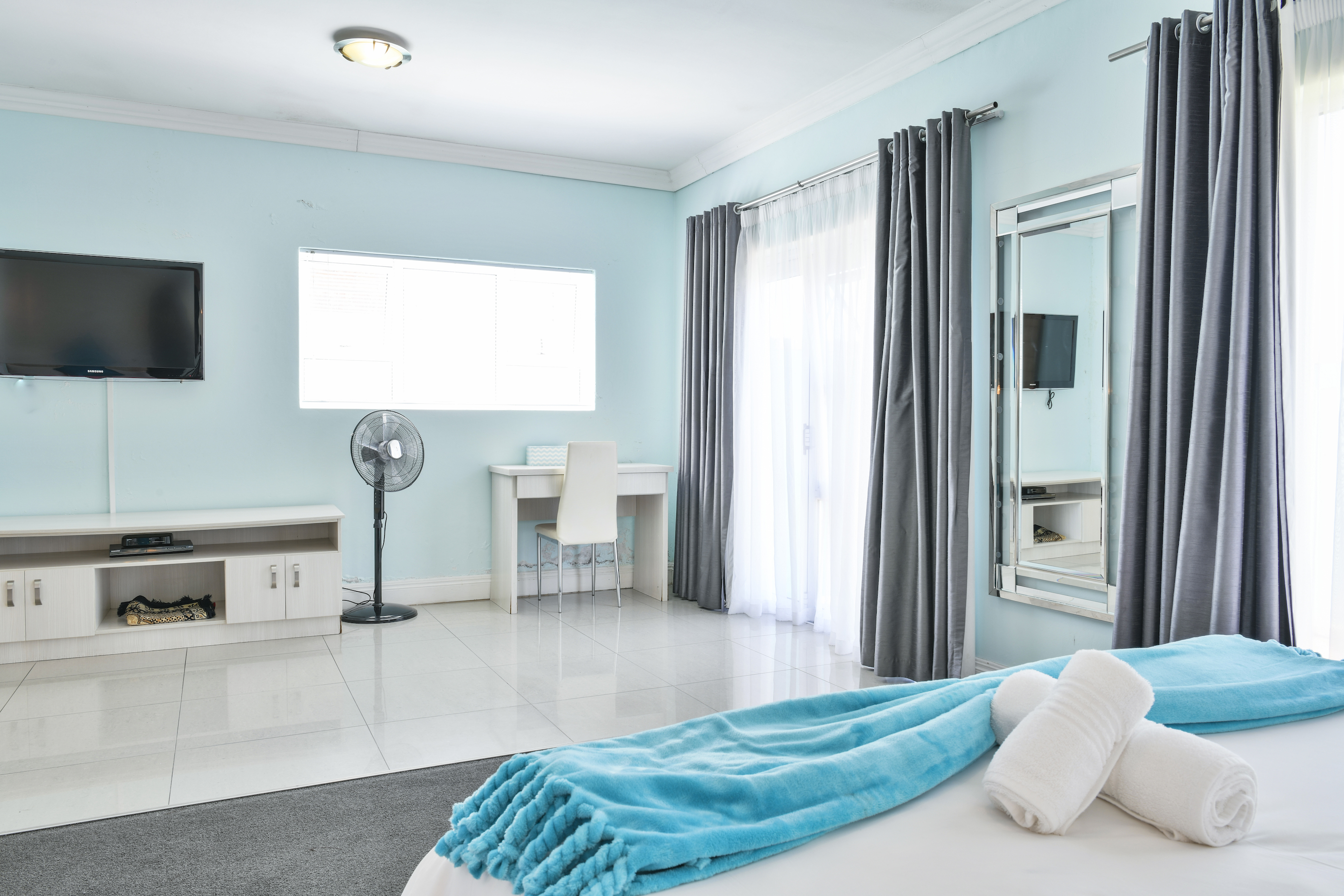 Family Room Superior