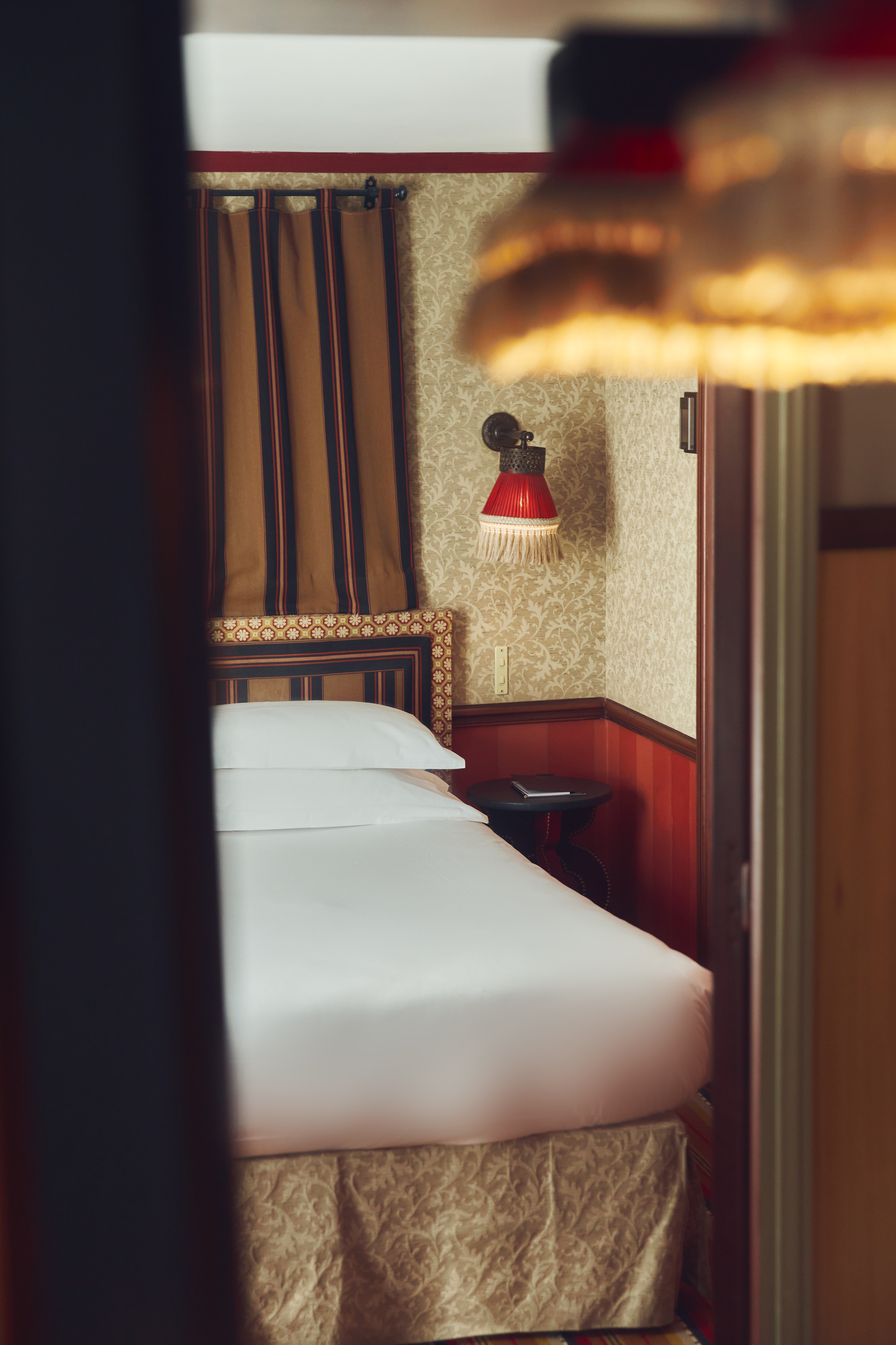 Double Deluxe One Bed