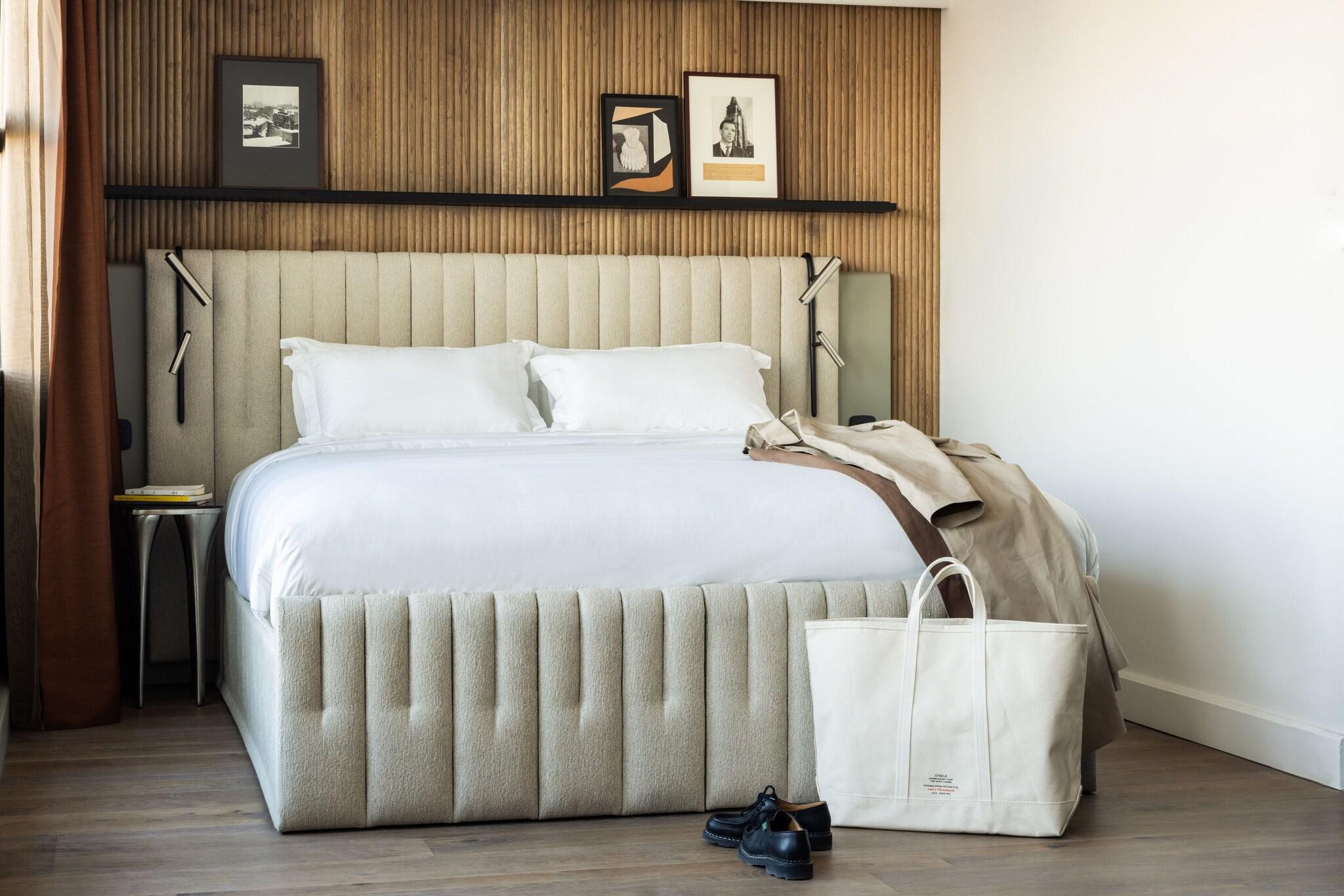 Double Queen Size Bed