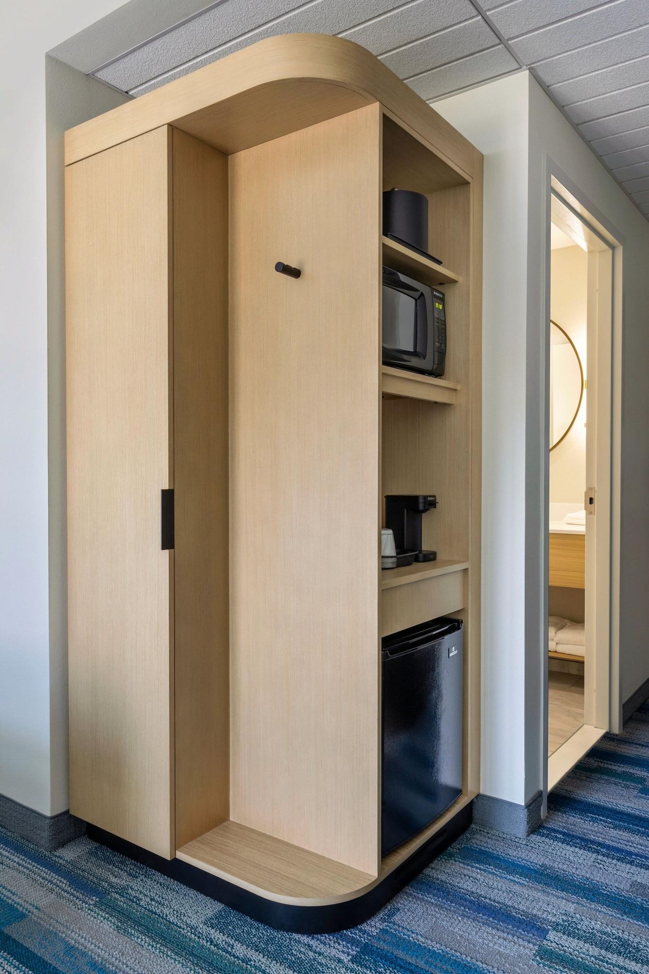 Suite Two Queen Beds