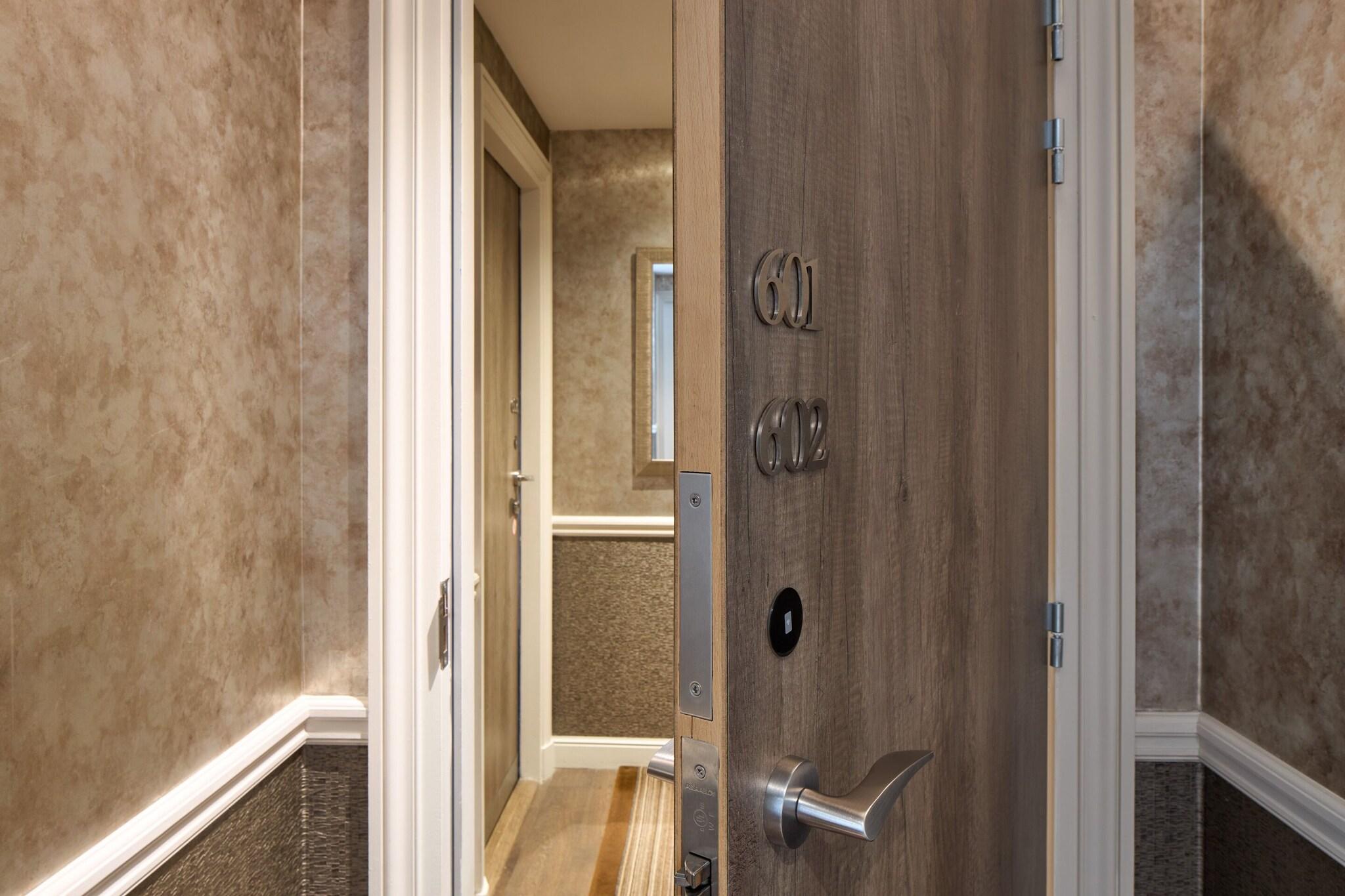 Quadruple Connecting Room