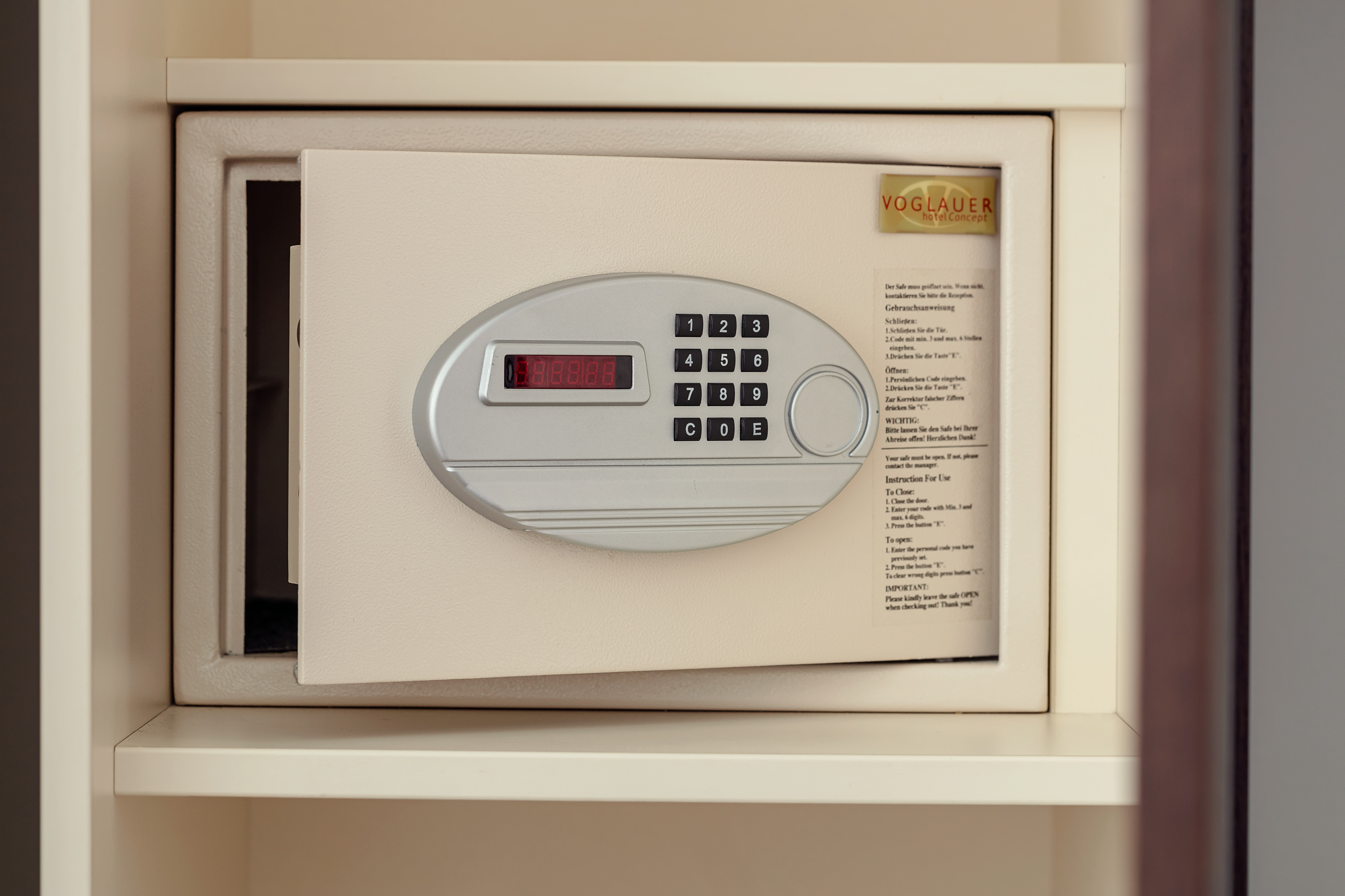 Apartment with Kitchenette