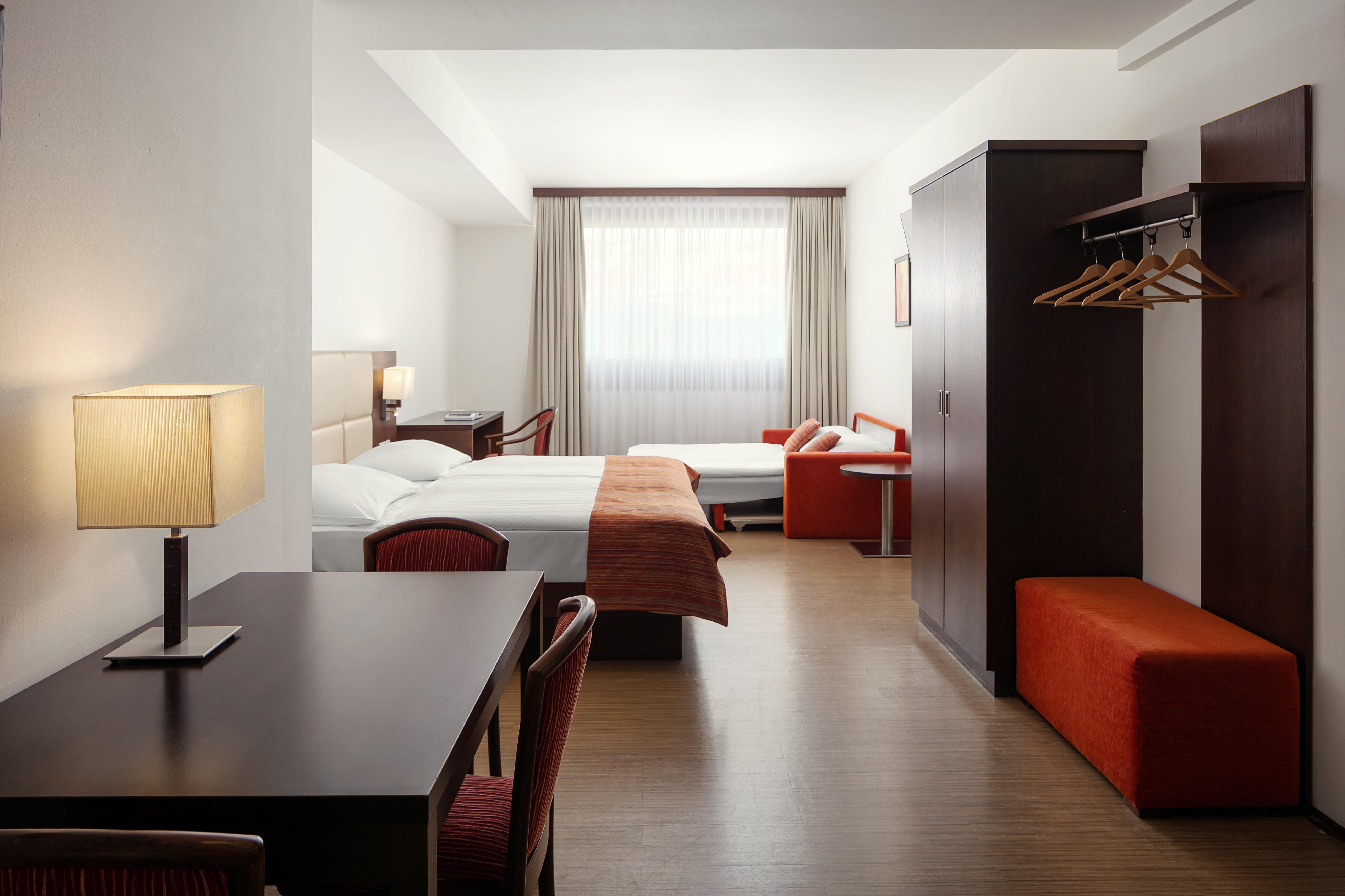 Apartment with Kitchenette